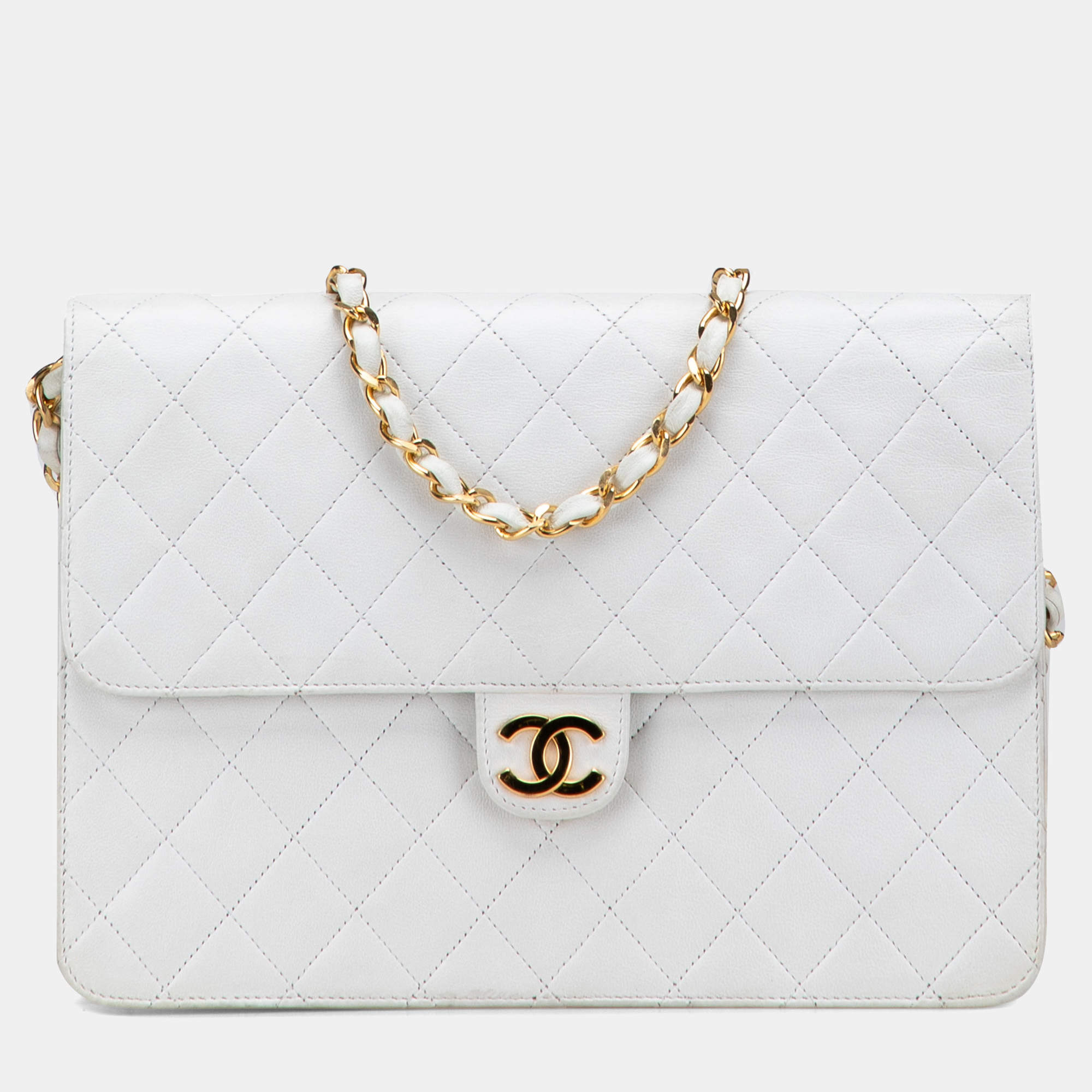 Pre Owned Chanel White CC Quilted Lambskin Single Flap