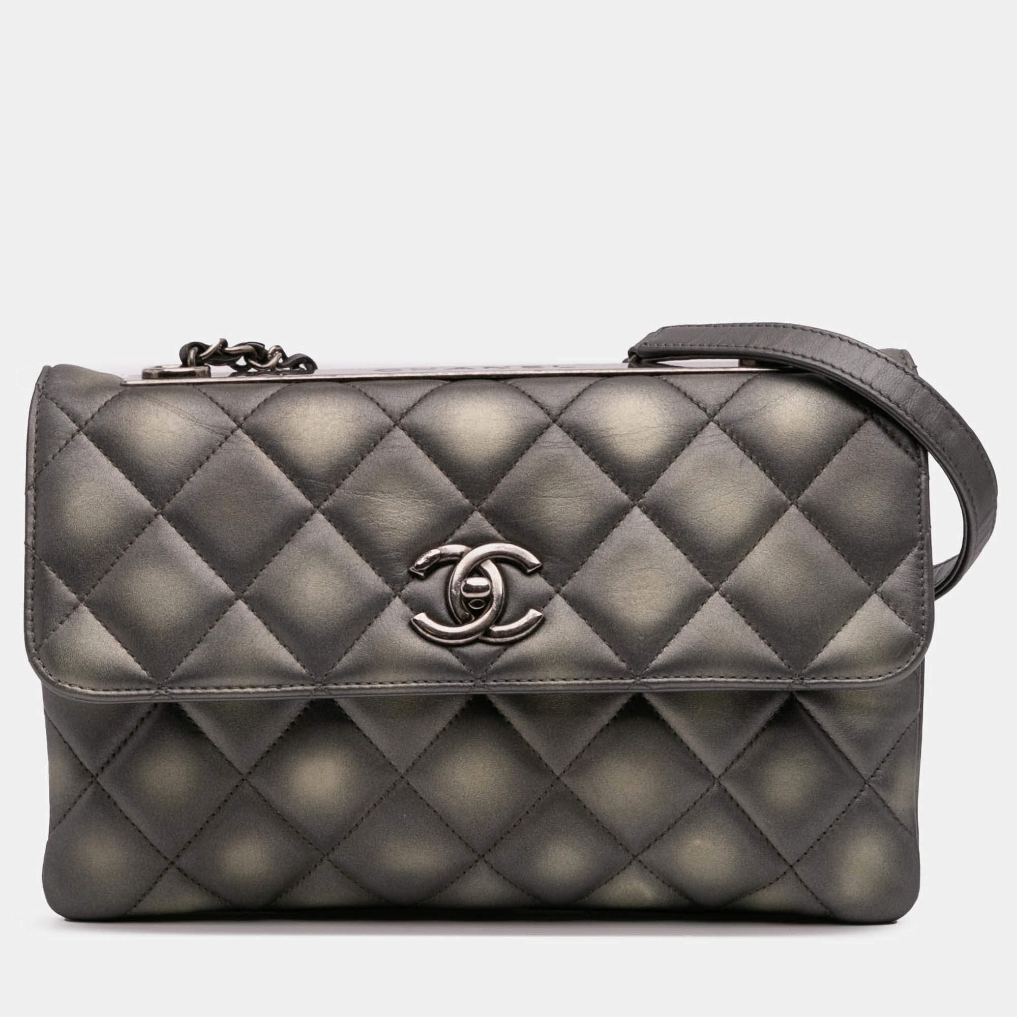 Pre Owned Chanel Grey Quilted Metallic Lambskin Trendy CC Flap