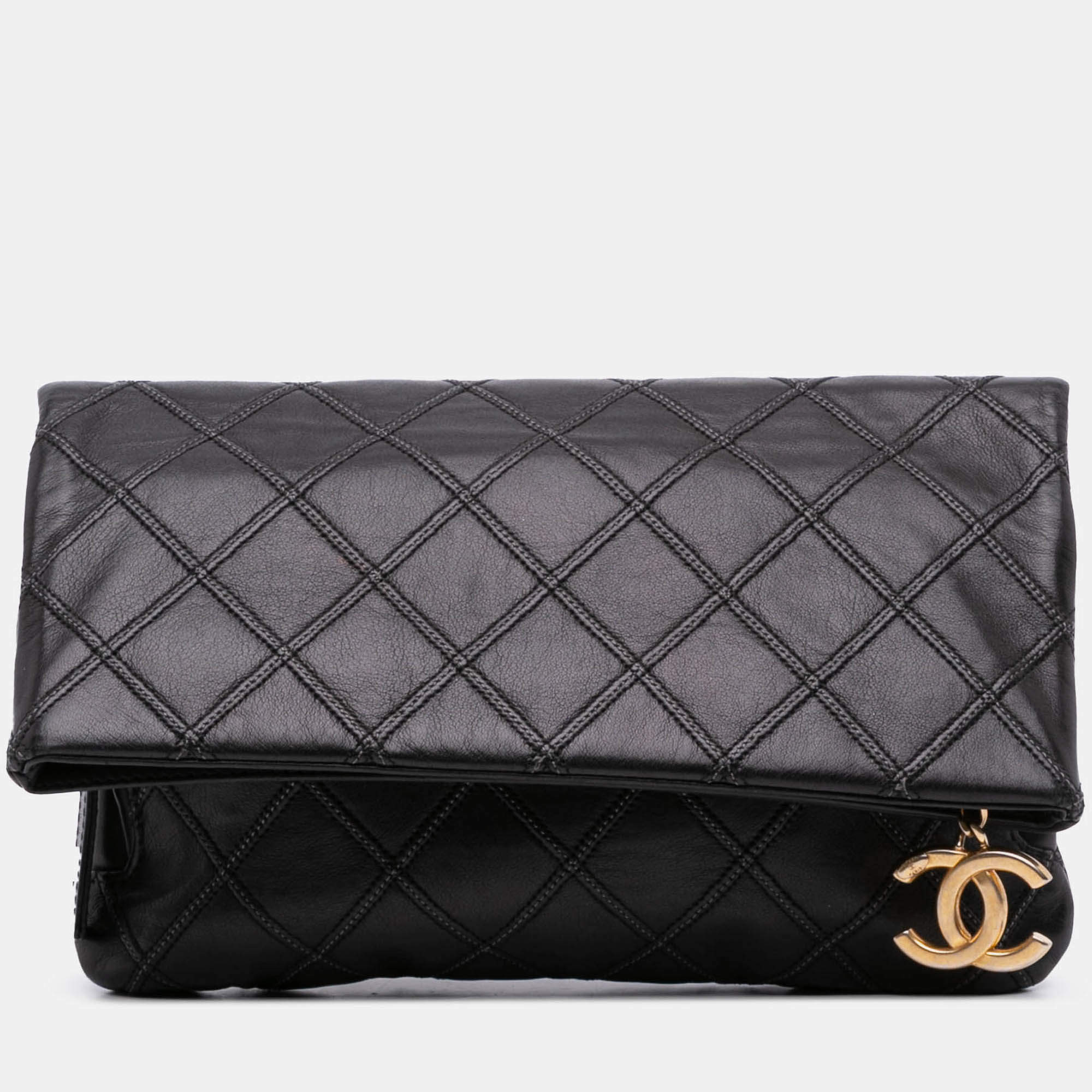 Pre Owned Chanel Black Quilted Lambskin Leather Clutch