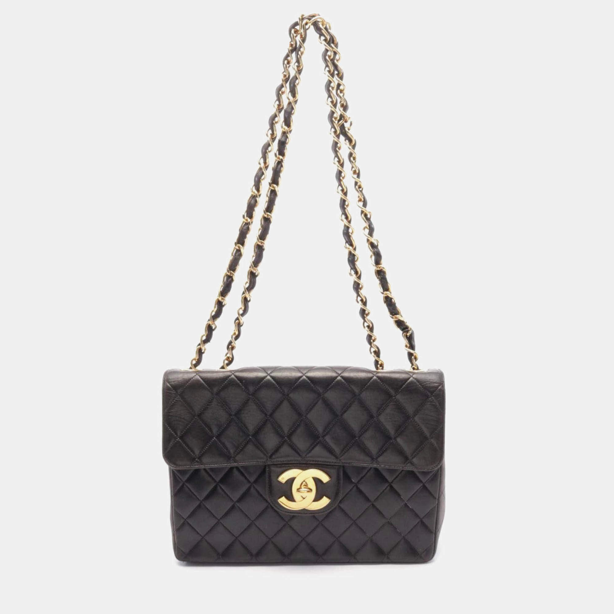 Pre Owned Chanel Classic Flap Black Lambskin Leather Shoulder Bag