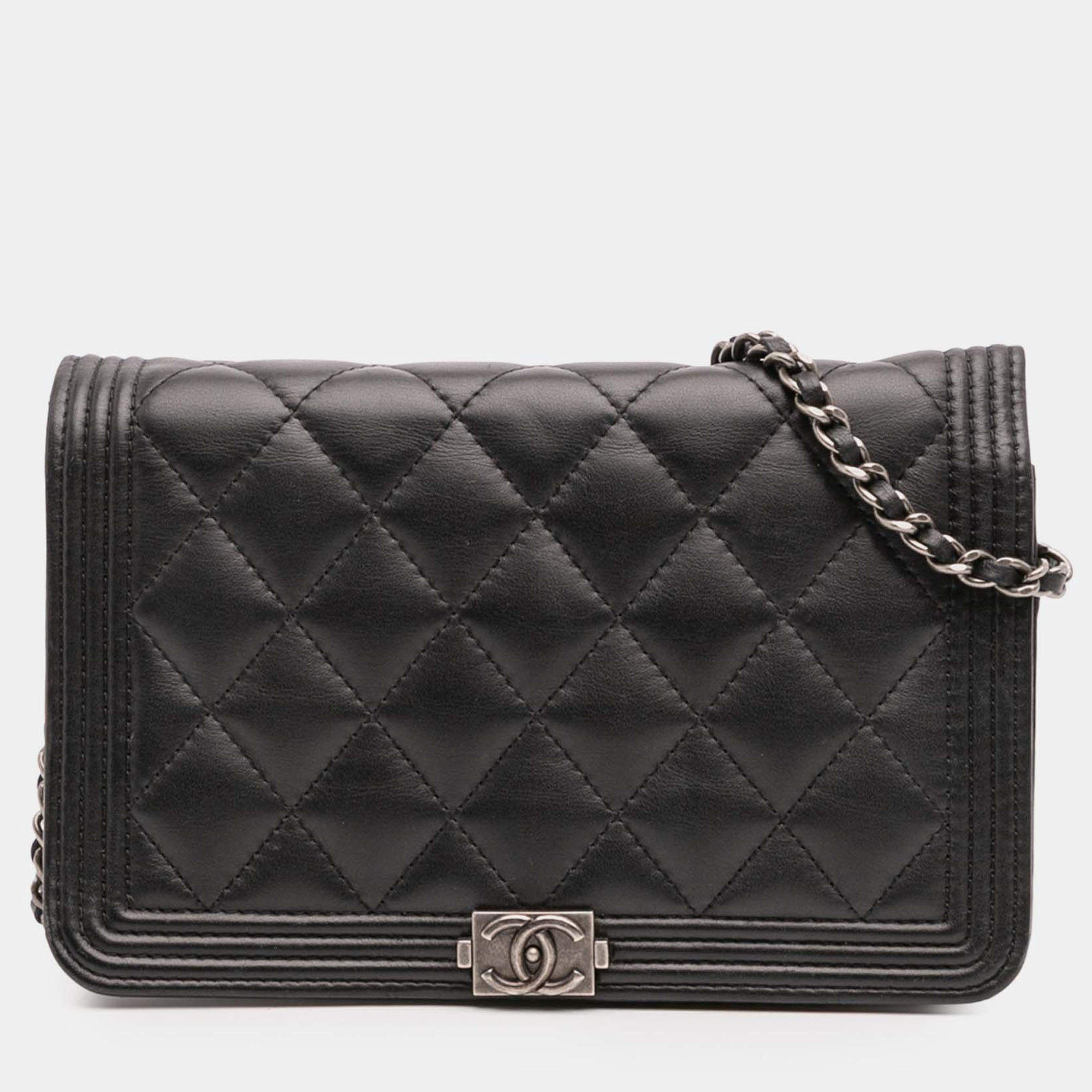 Pre Owned Chanel Black Quilted Lambskin Boy Wallet On Chain