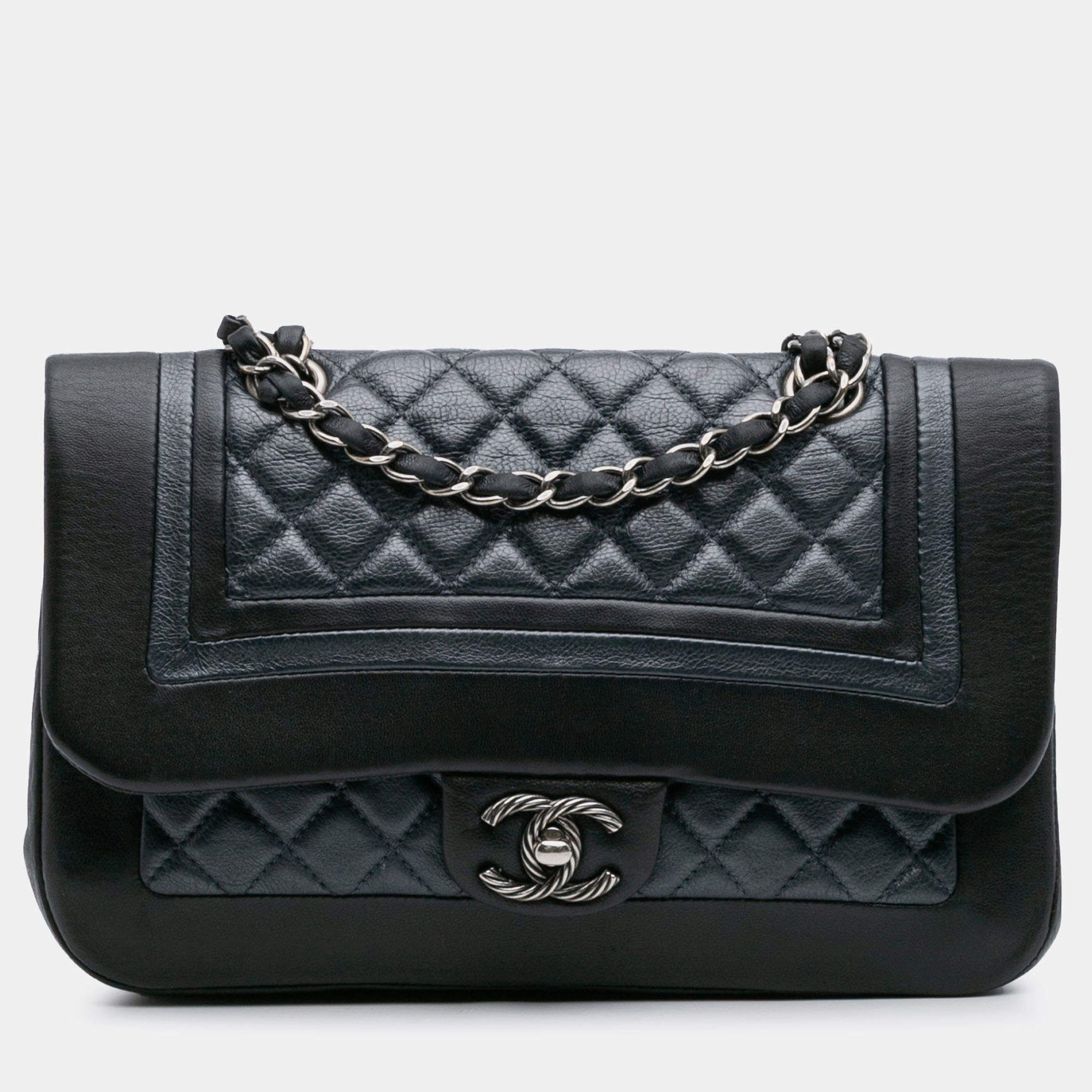 Pre Owned Chanel Black Blue Medium Bicolor Quilted Calfskin Flap
