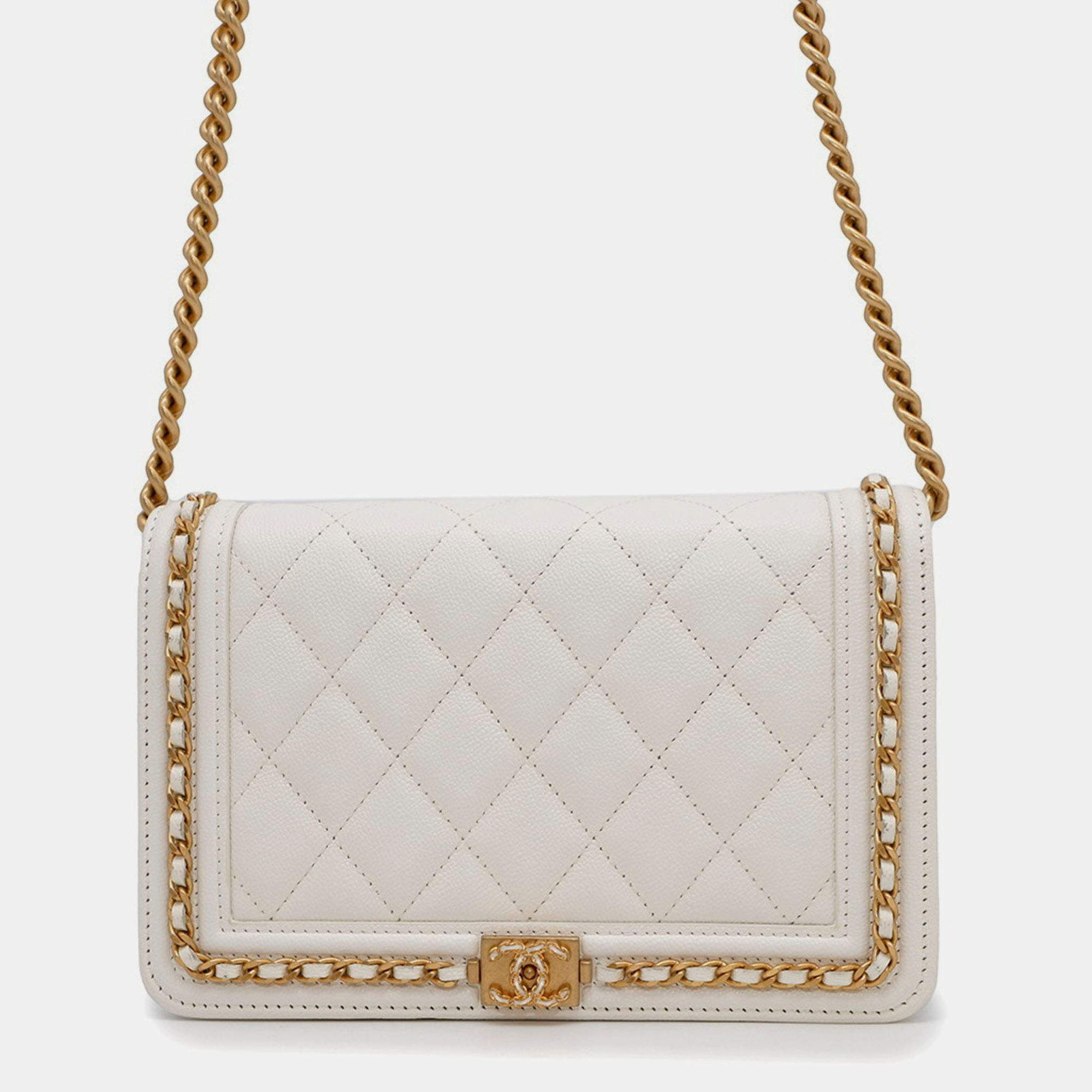 Pre Owned Chanel Boy White Soft Caviar Leather Round Chain Wallet