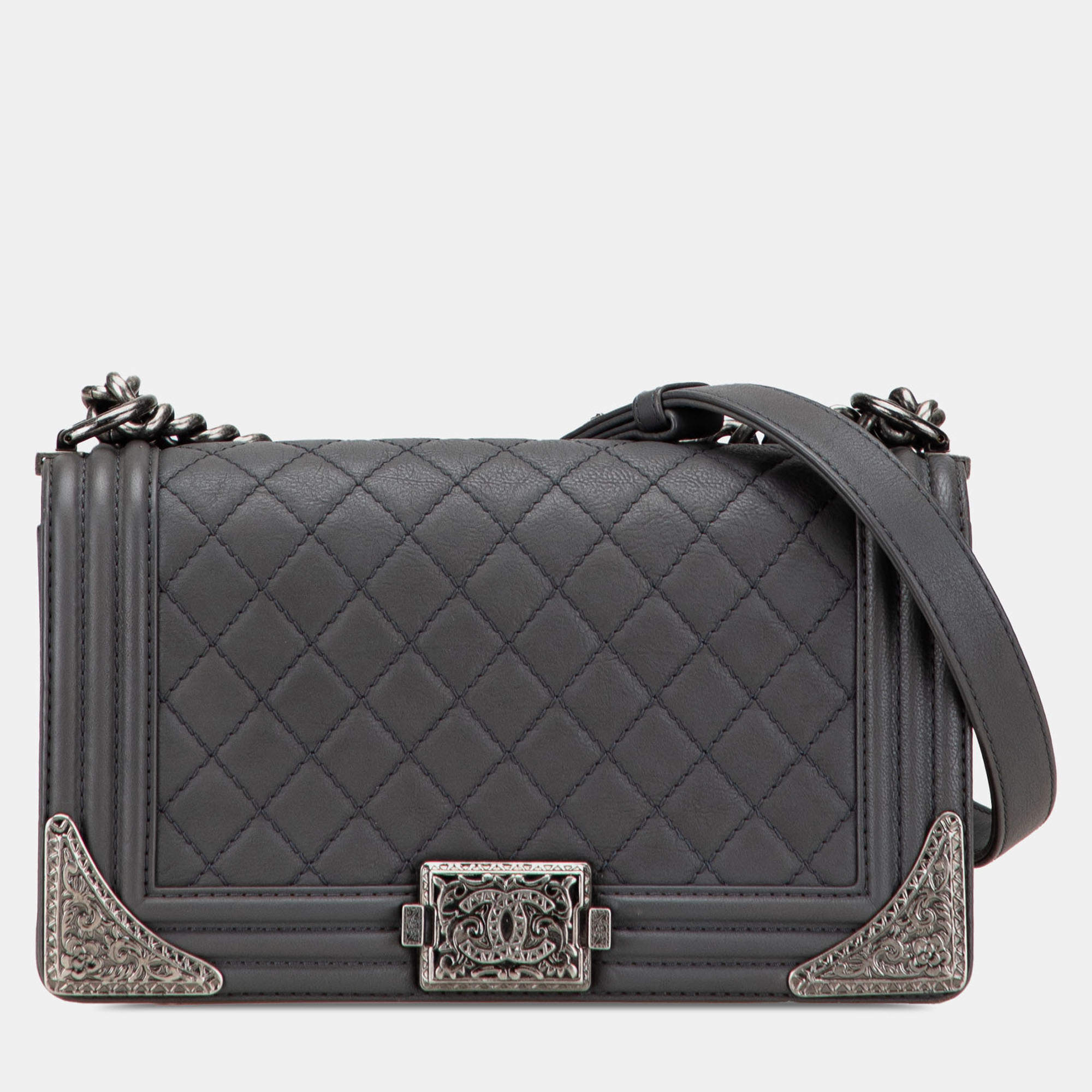 Pre Owned Chanel Grey Paris-Dallas Old Medium Quilted Calfskin Cowboy Boy Flap