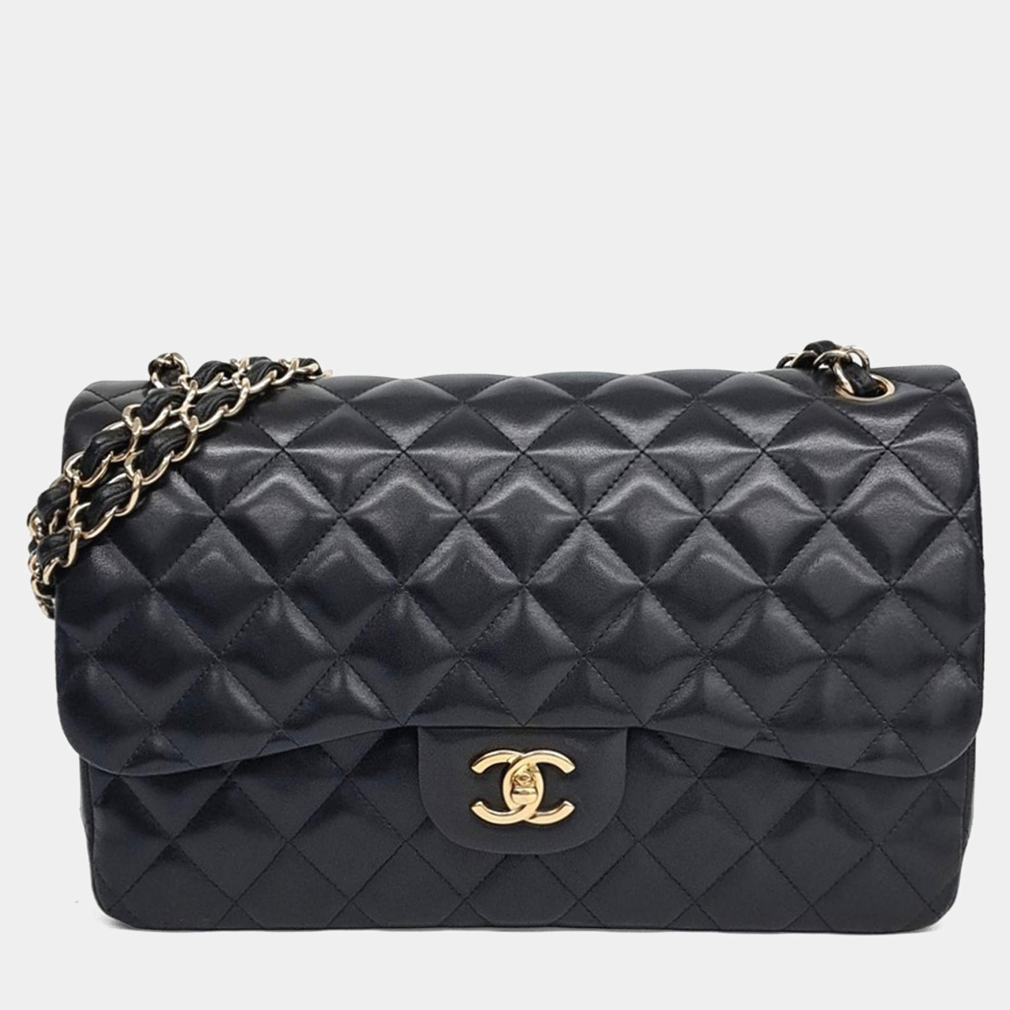 Pre Owned Chanel Black Leather Classic Jumbo