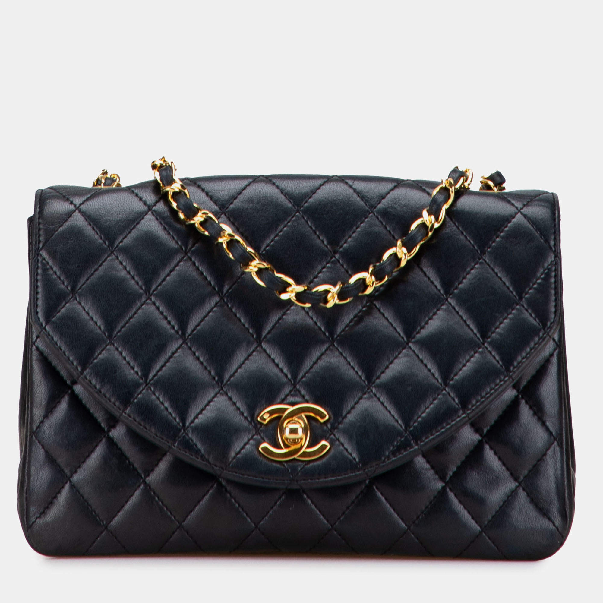 Pre Owned Chanel Black Quilted Lambskin Half Moon Single Flap