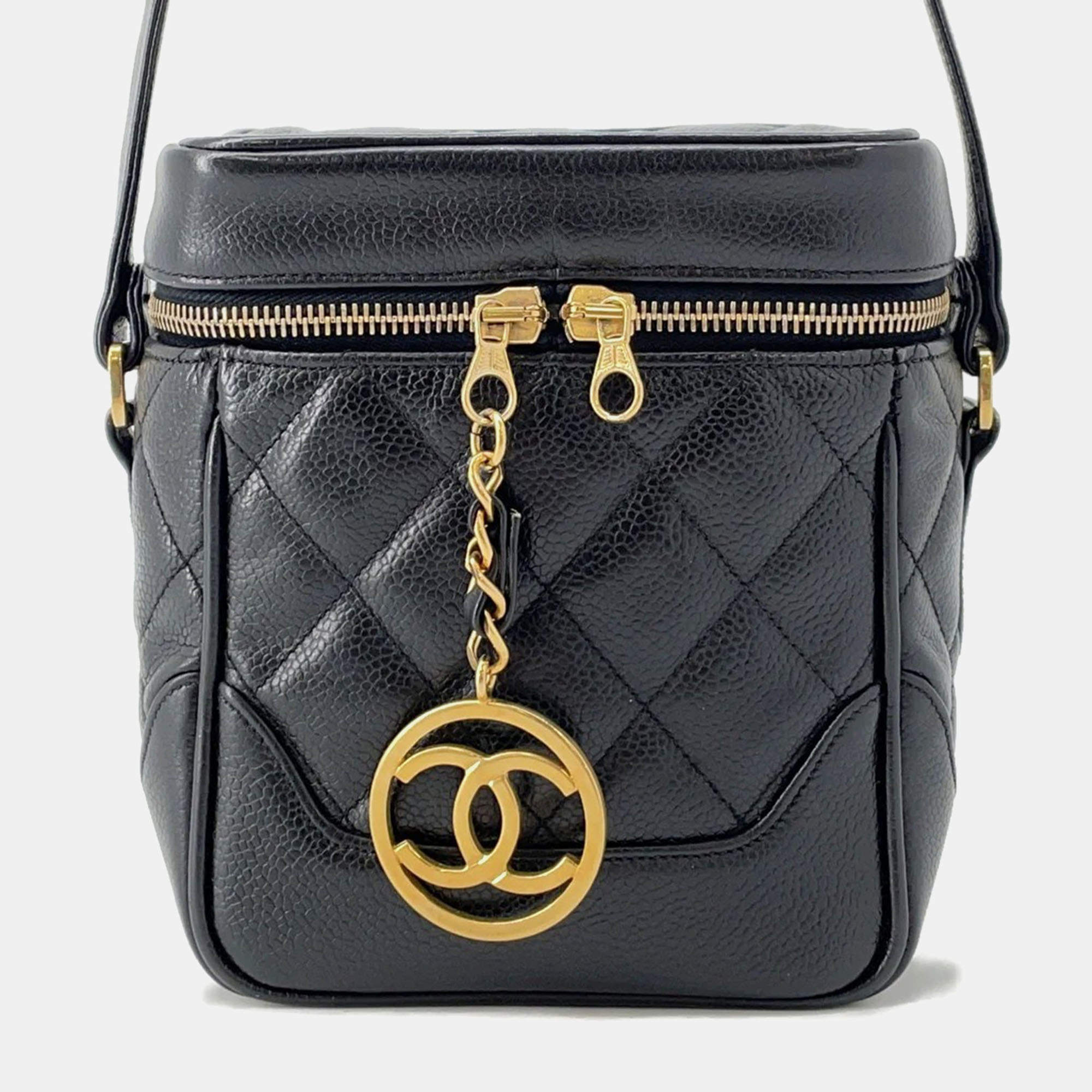 Pre Owned Chanel Matelasse Black Caviar Leather Chain Vanity Bag