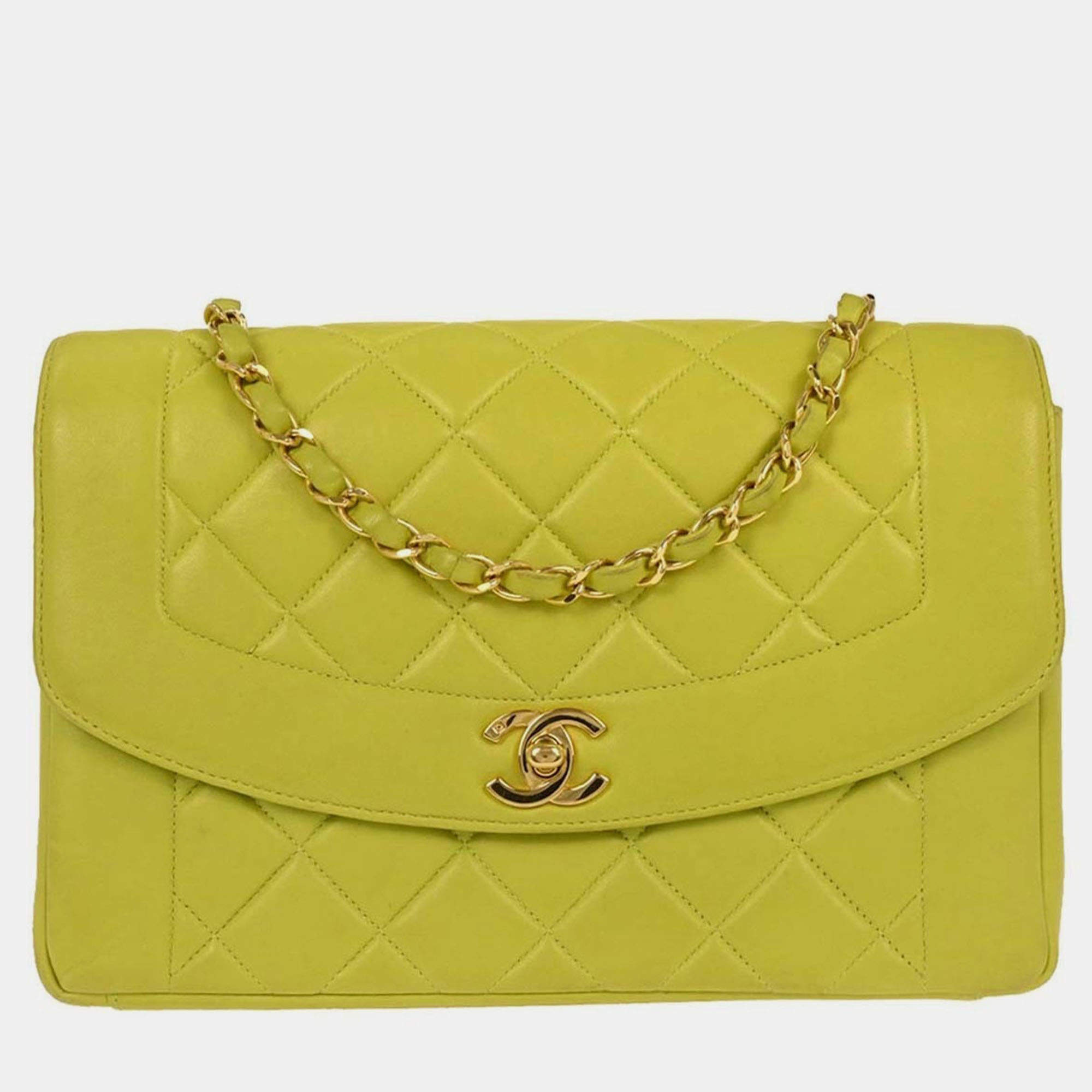 Pre Owned Chanel Light Green Lambskin Medium Diana Shoulder Bag