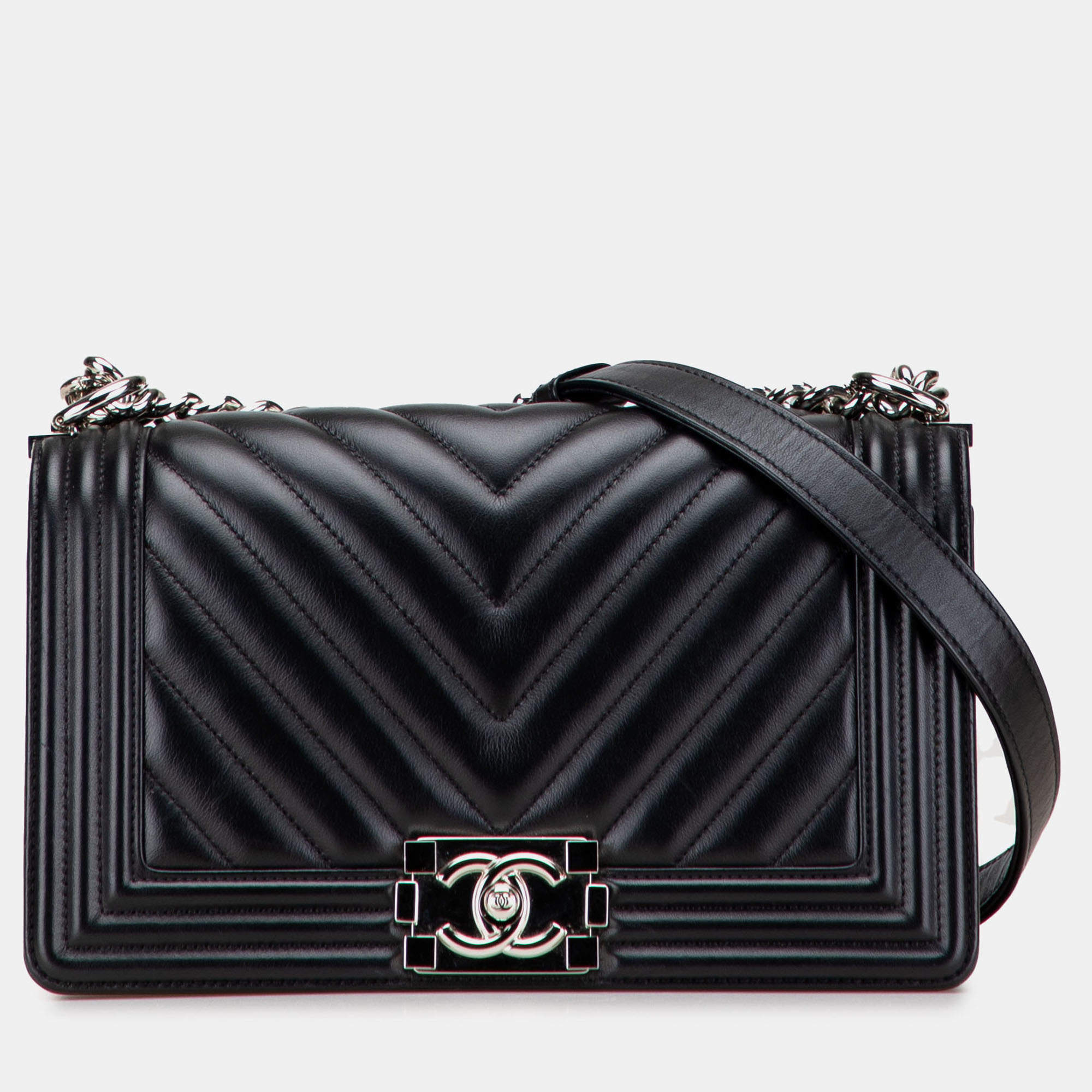 Pre Owned Chanel Black Old Medium Chevron Lambskin Boy Flap