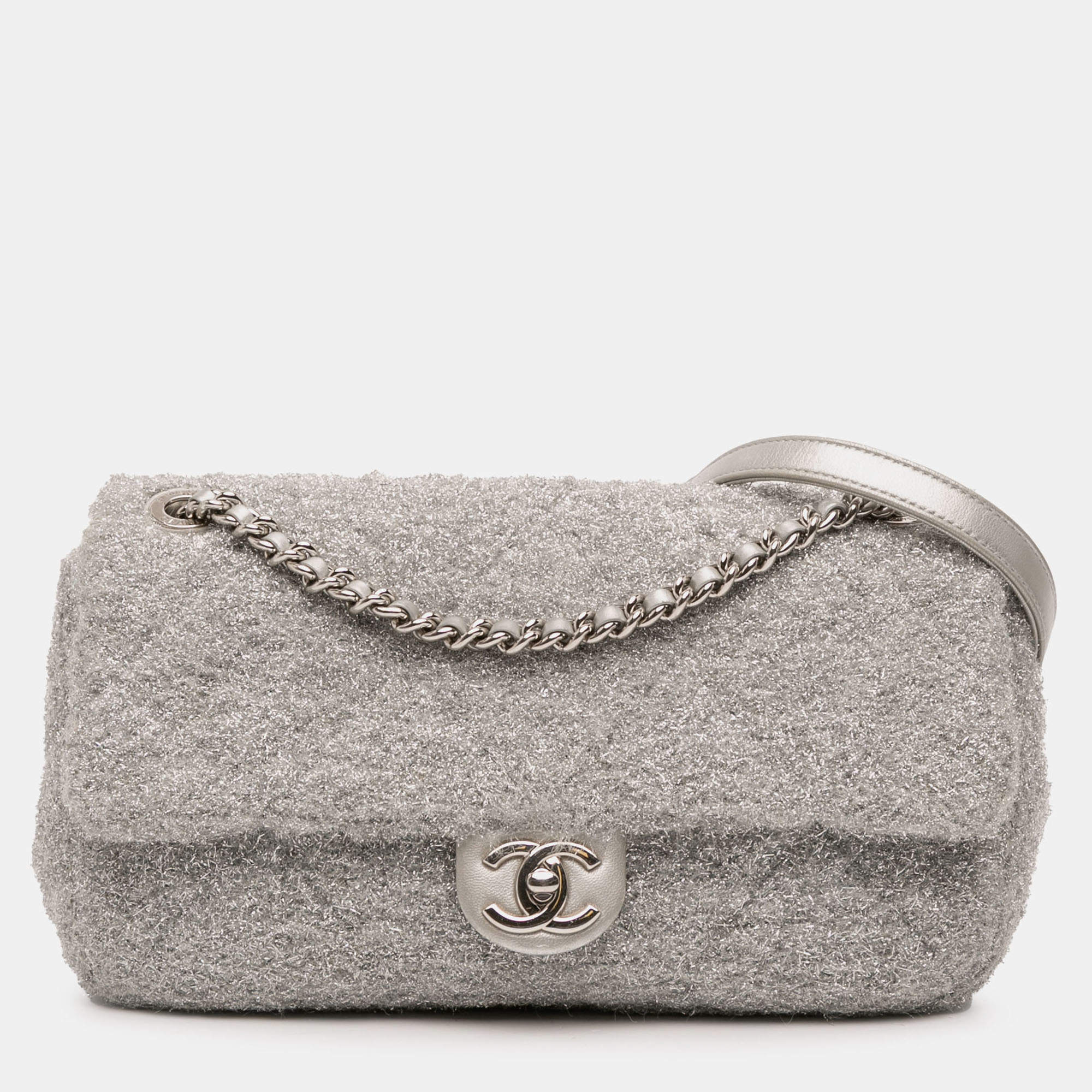 Pre Owned Chanel Silver Medium Quilted Lurex Ground Control Pluto Glitter Flap