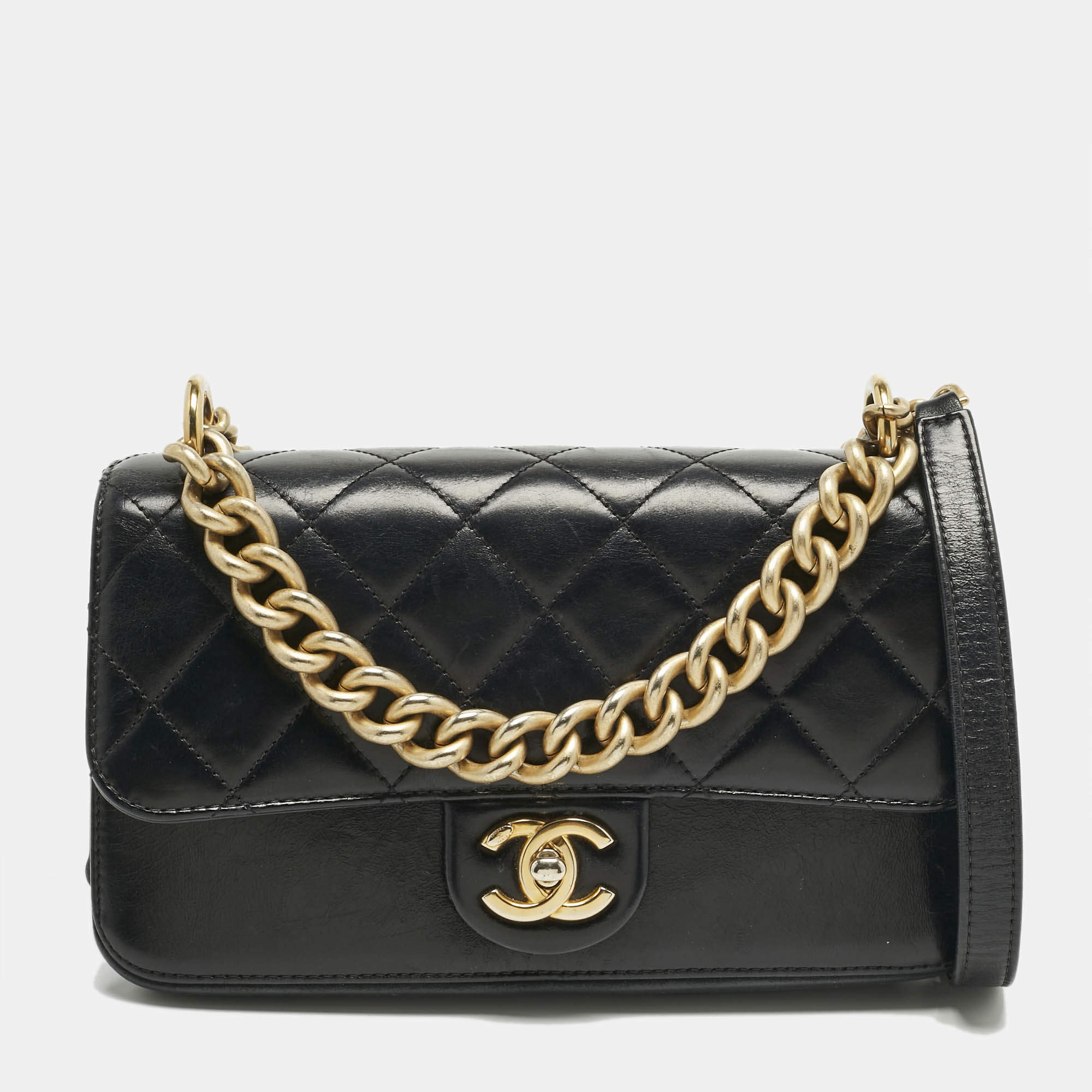 Pre Owned Chanel Black Quilted Leather Small Straight Line Flap Bag