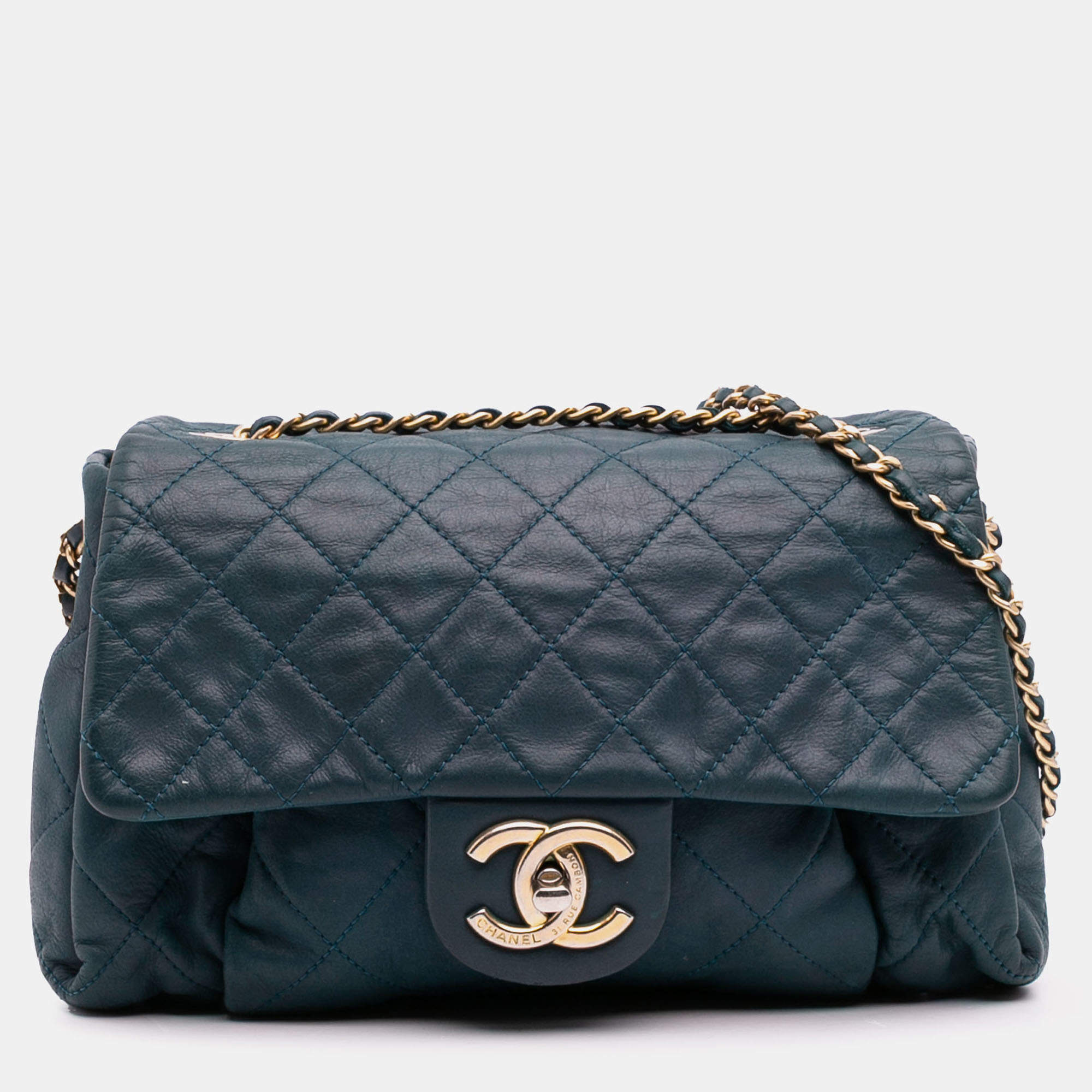 Pre Owned Chanel Blue Small Iridescent Calfskin Chic Quilt Flap