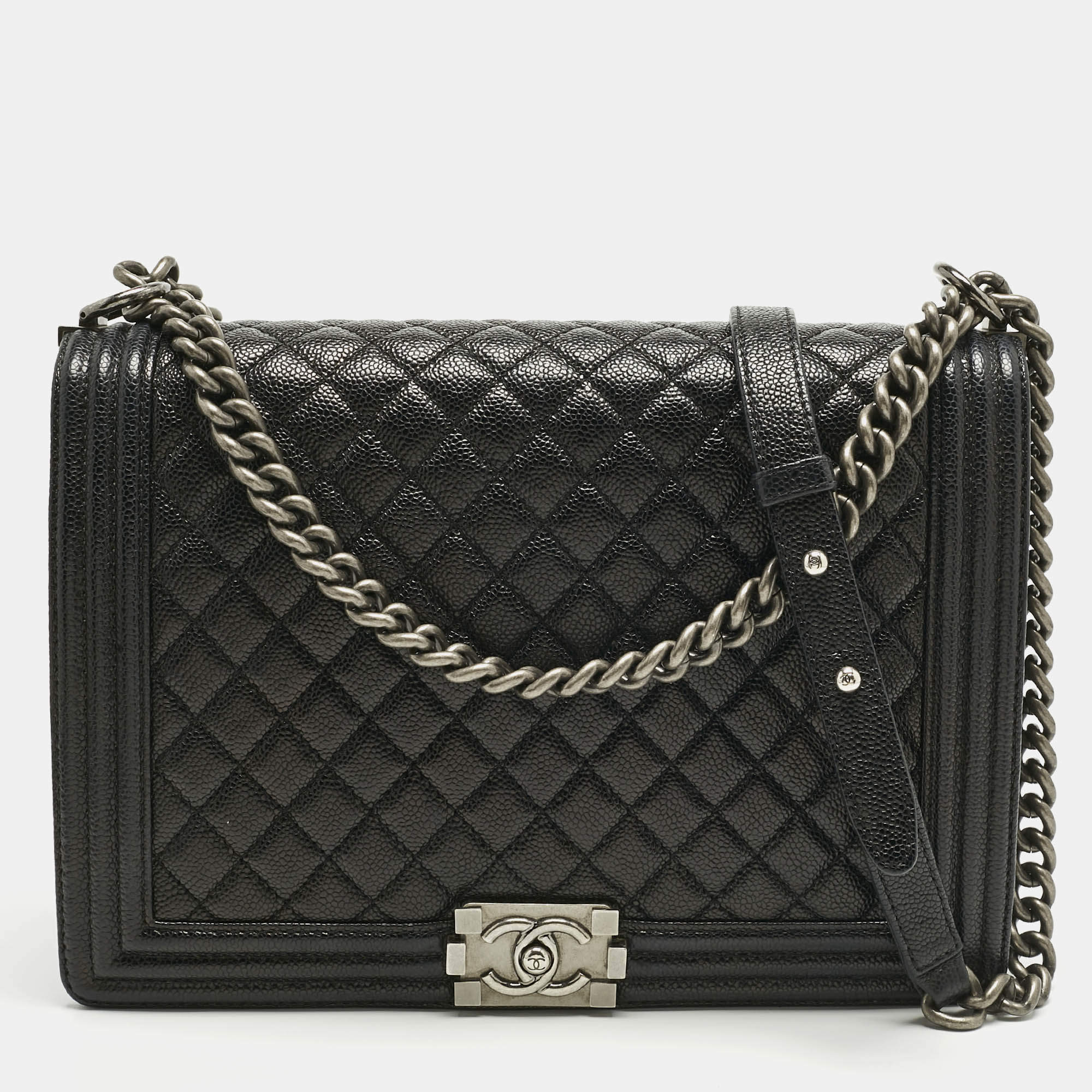 Pre Owned Chanel Black Quilted Caviar Leather Large Boy Flap Bag