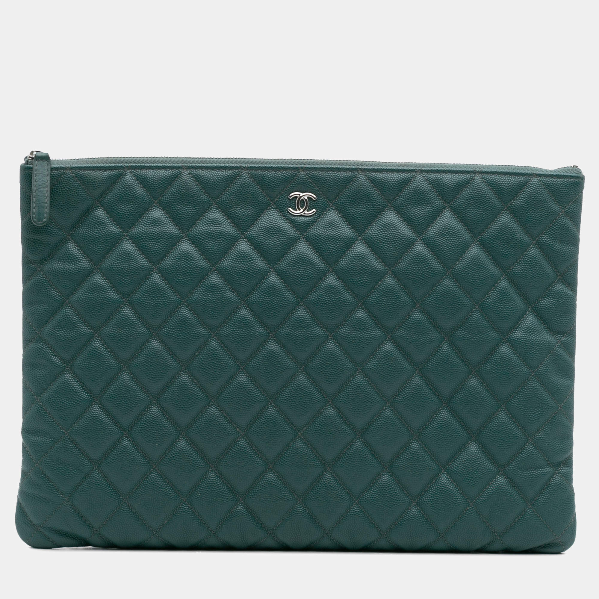 Pre Owned Chanel Green Large Quilted Caviar O Case Clutch
