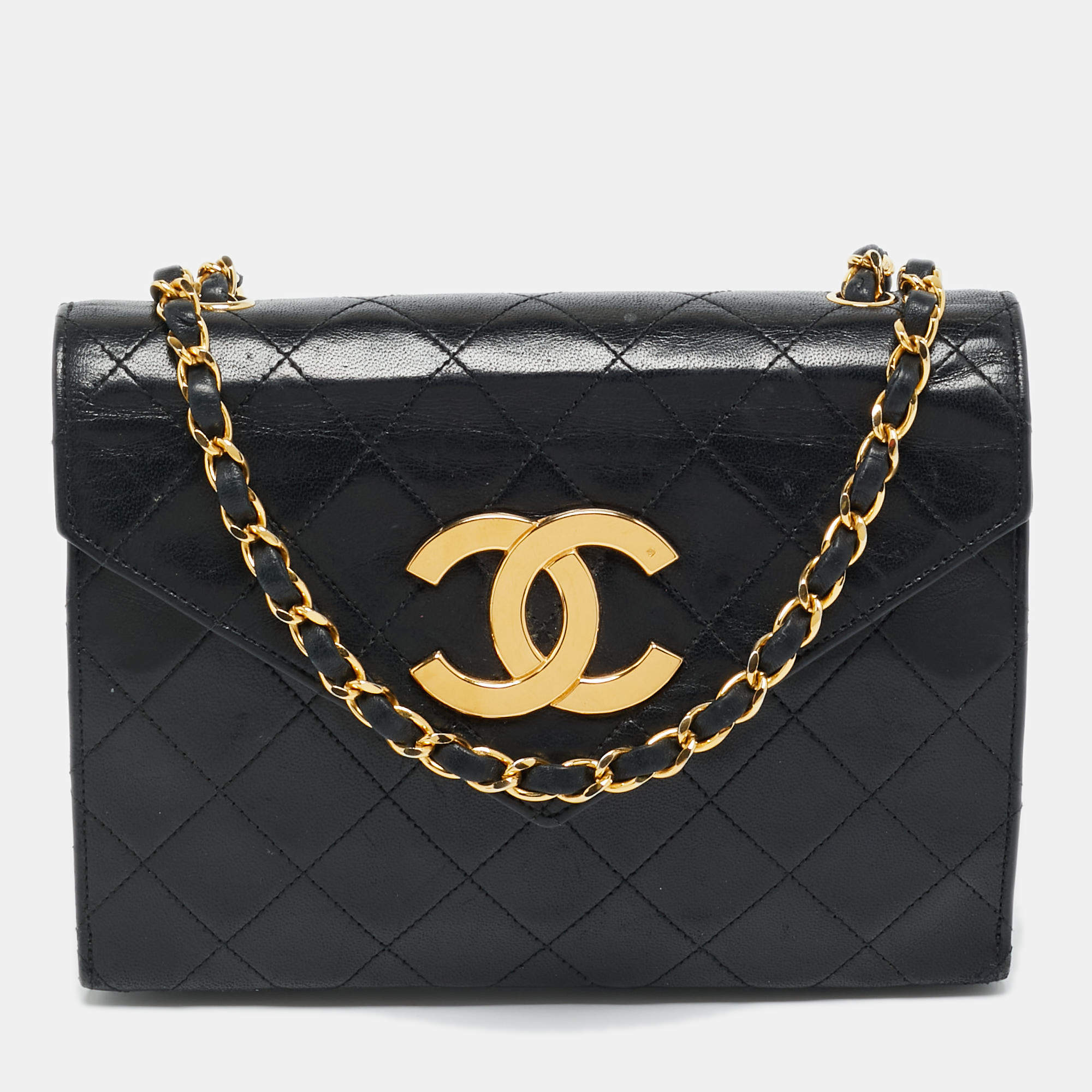 Pre Owned Chanel Black Quilted Leather Vintage CC Square Flap Bag 