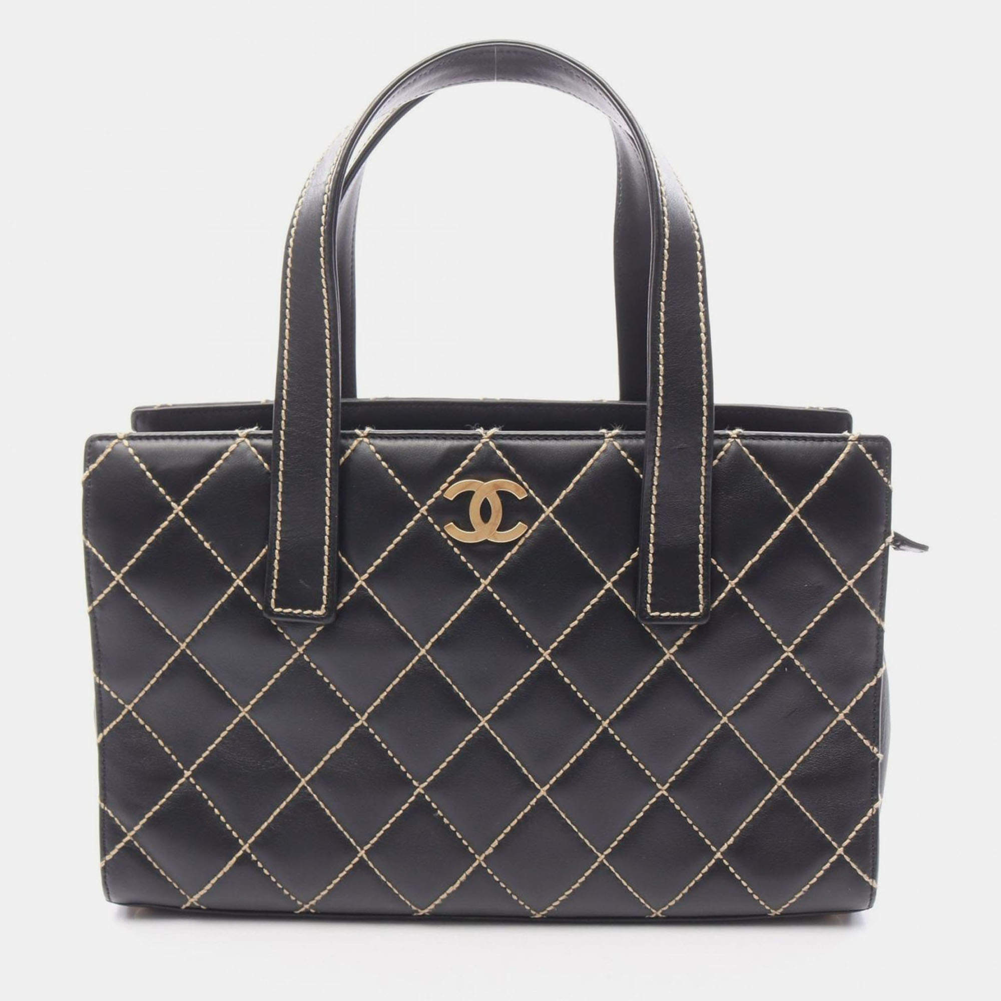 مملوكة مسبقًا Chanel Wild Stitch Black Leather Shoulder Bag