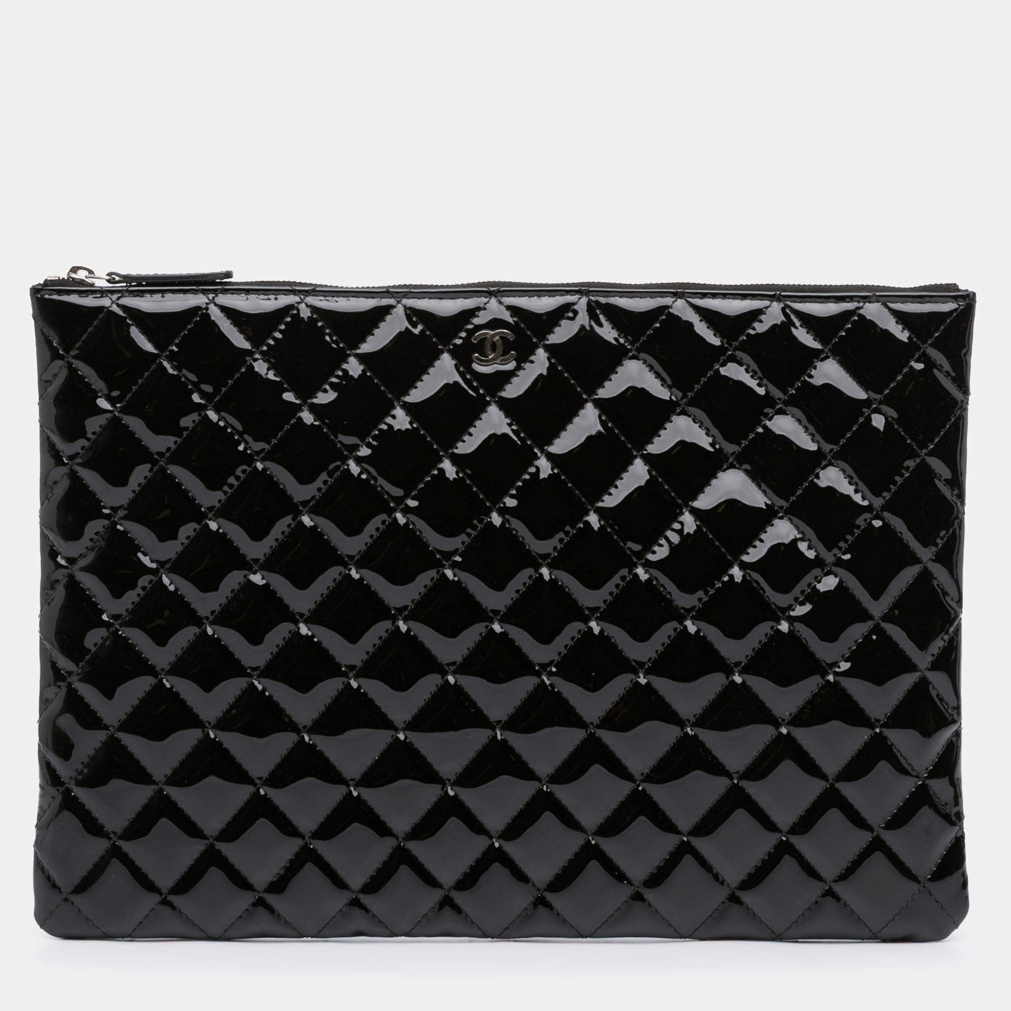 Pre Owned Chanel Black Large Quilted Patent O Case Clutch