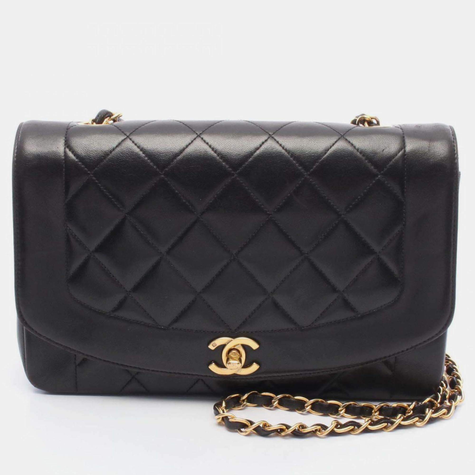 Pre Owned Chanel Matelasse Diana Flap Shoulder Bag In Lambskin Leather Black