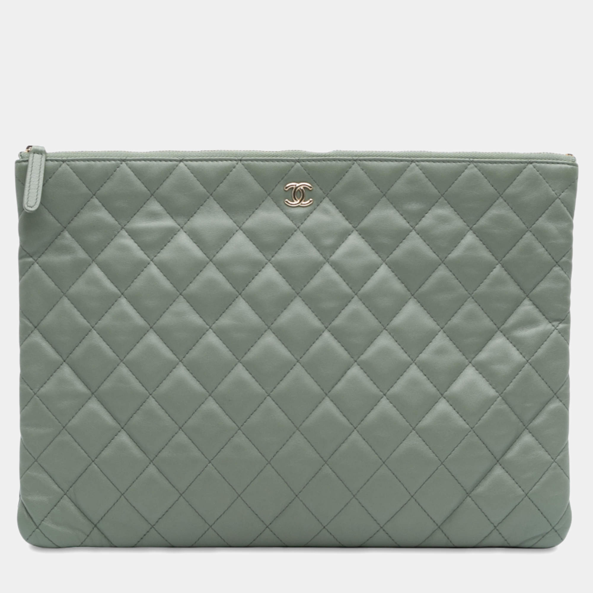 Pre Owned Chanel Green Large Quilted Lambskin O Case Clutch