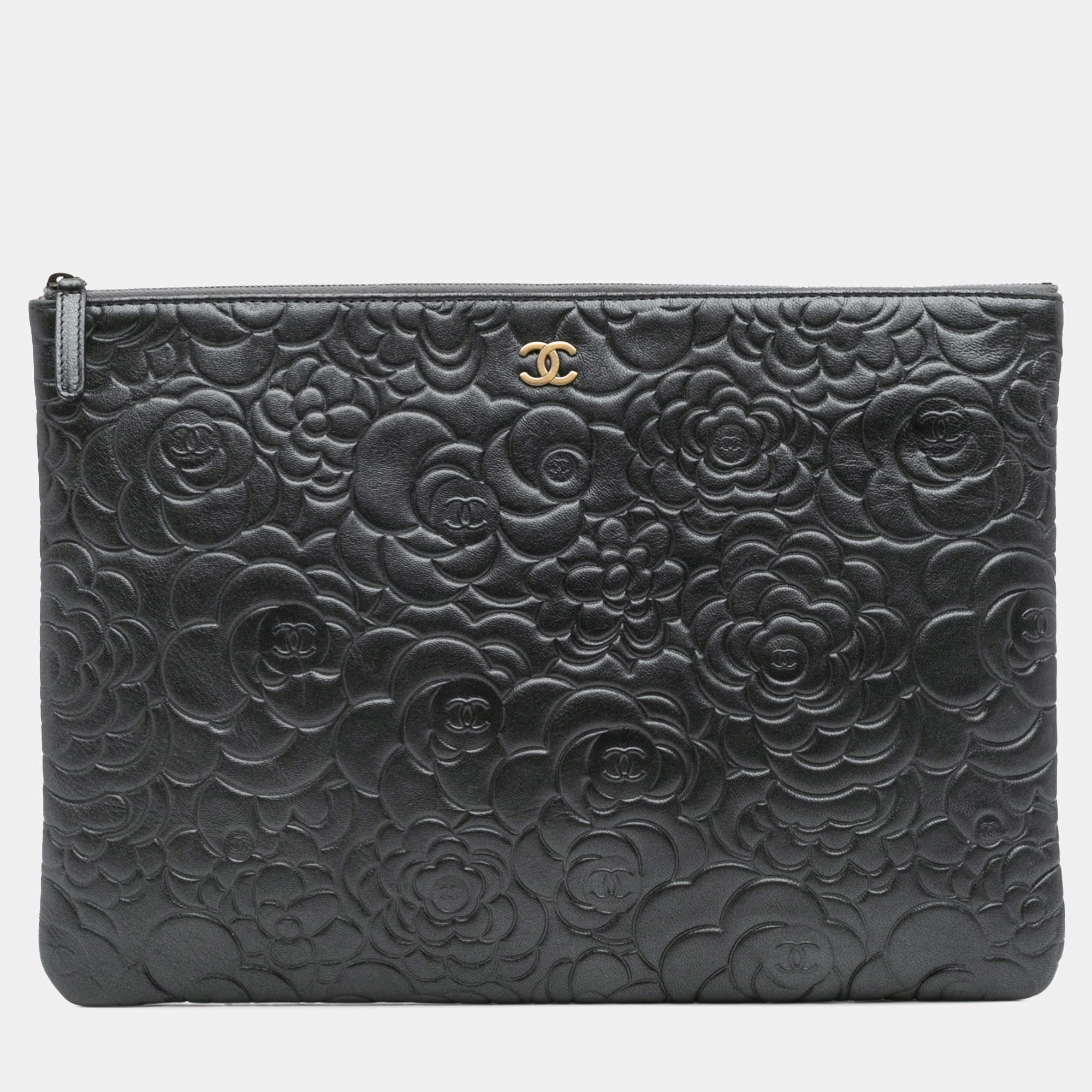Pre Owned Chanel Black Large CC Embossed Lambskin Camellia O Case Clutch