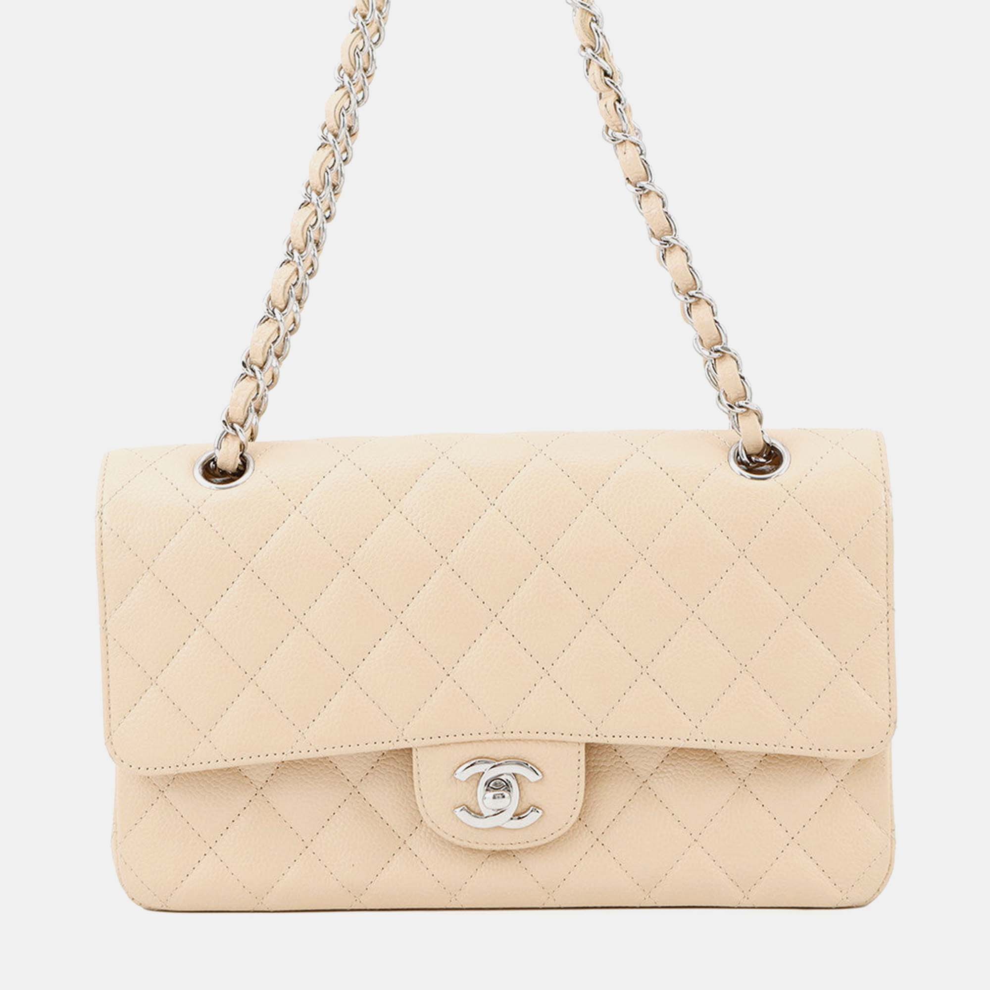 Pre Owned Chanel Matelasse W Flap Chain shoulder Bag Beige Caviar Leather Size 25