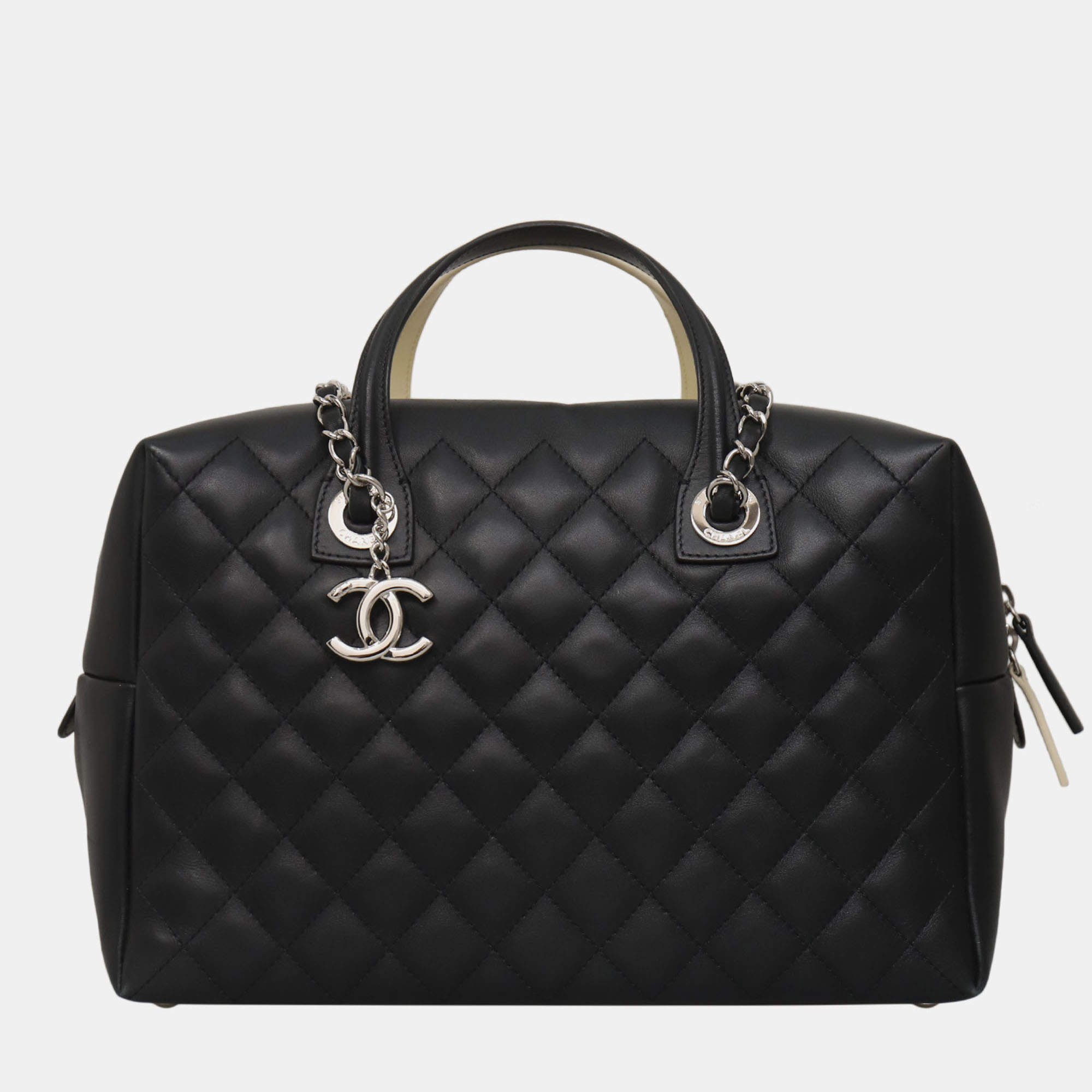 Pre Owned CC Quilted Bicolor Bowling Bag