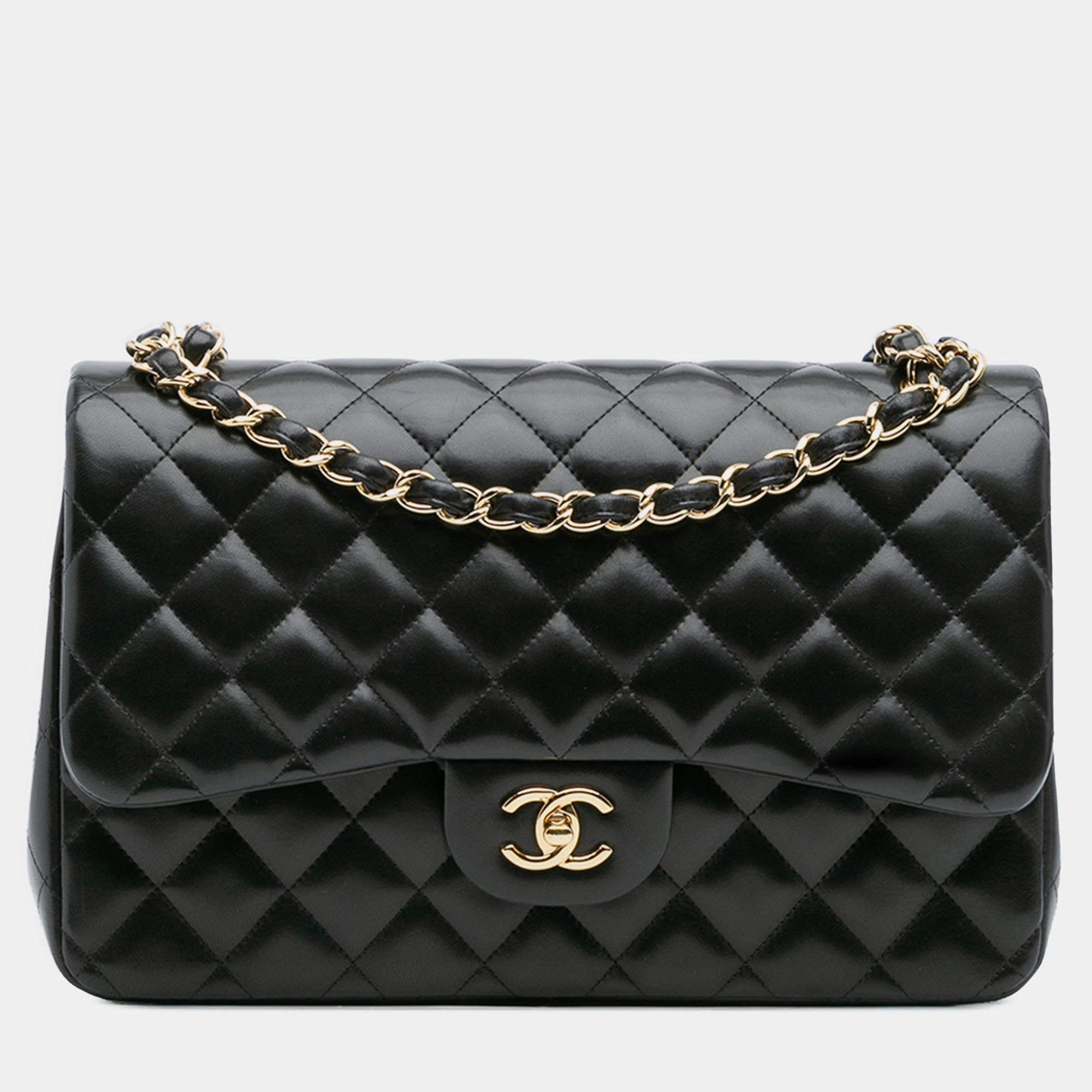 Pre Owned Chanel Black Jumbo Classic Lambskin Double Flap