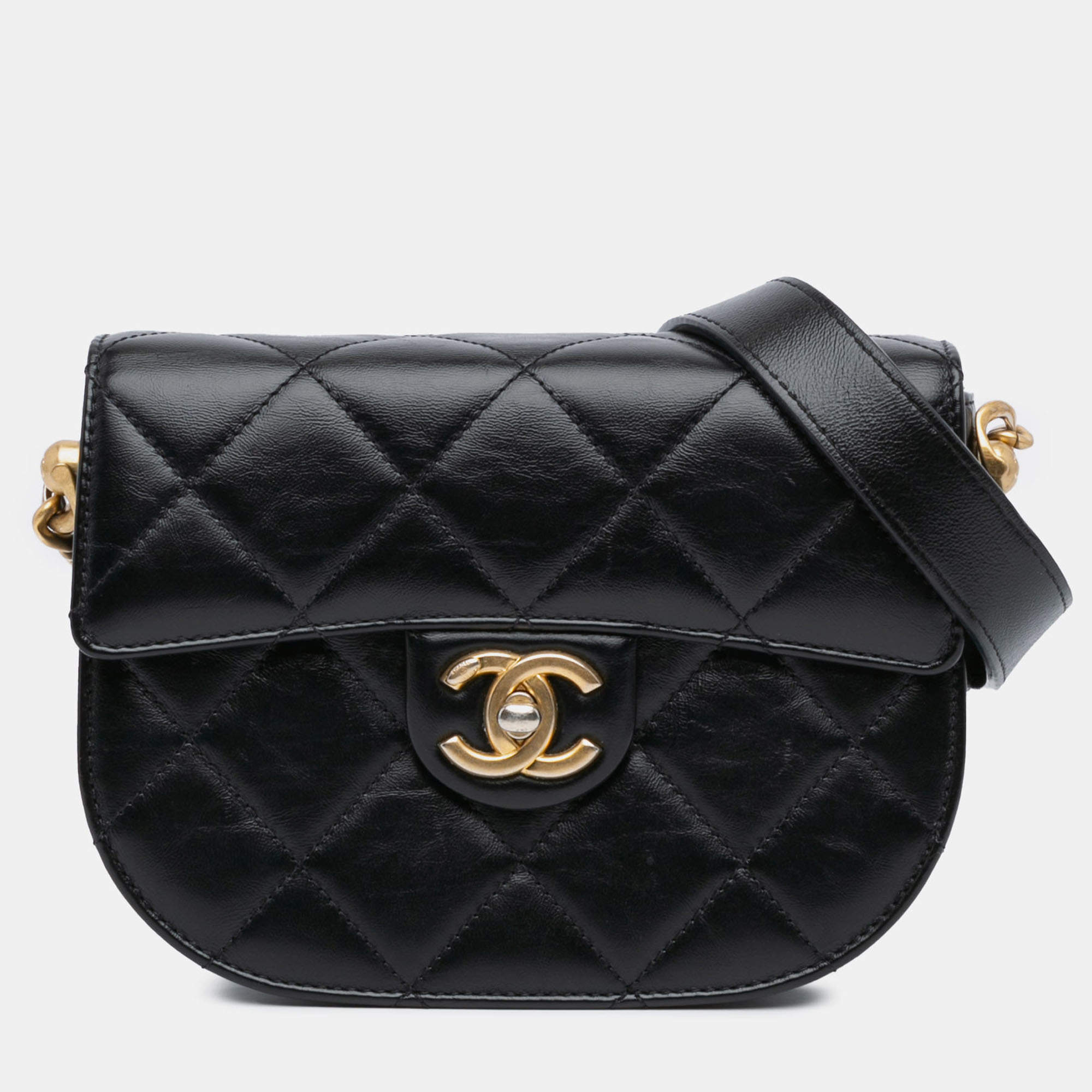 Pre Owned Chanel Black CC Quilted Calfskin Round Moon Messenger Flap