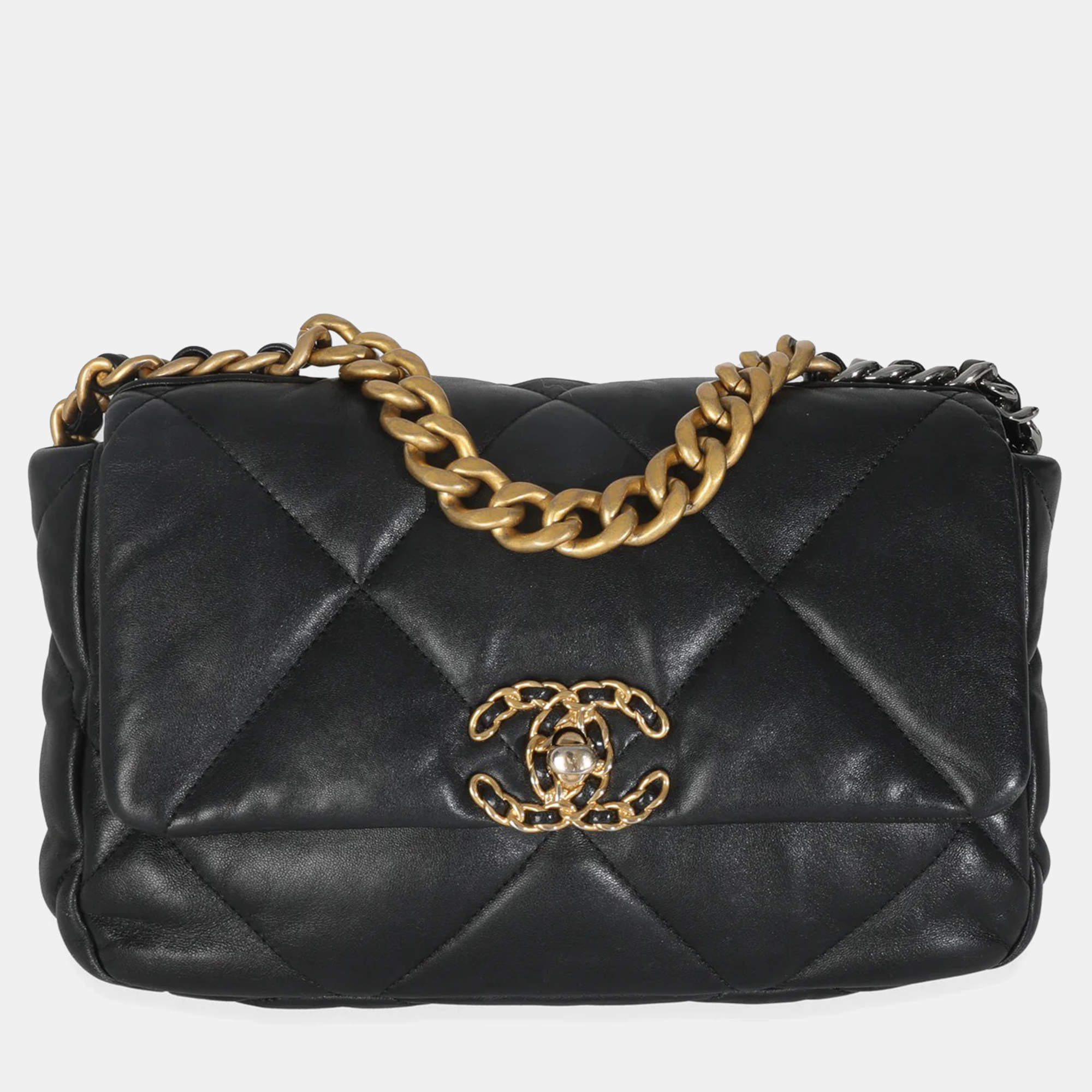 Pre Owned Chanel Black Quilted Lambskin Small Chanel 19 Flap Bag