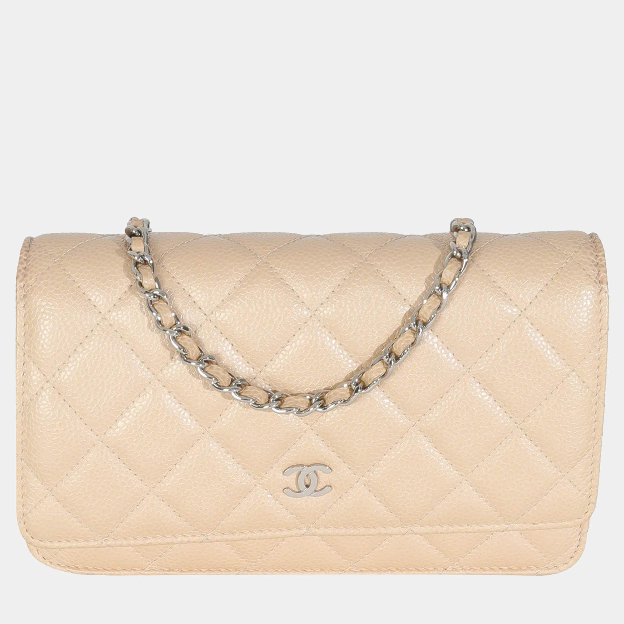 Pre Owned Chanel 15C Beige Quilted Caviar Classic Wallet On Chain