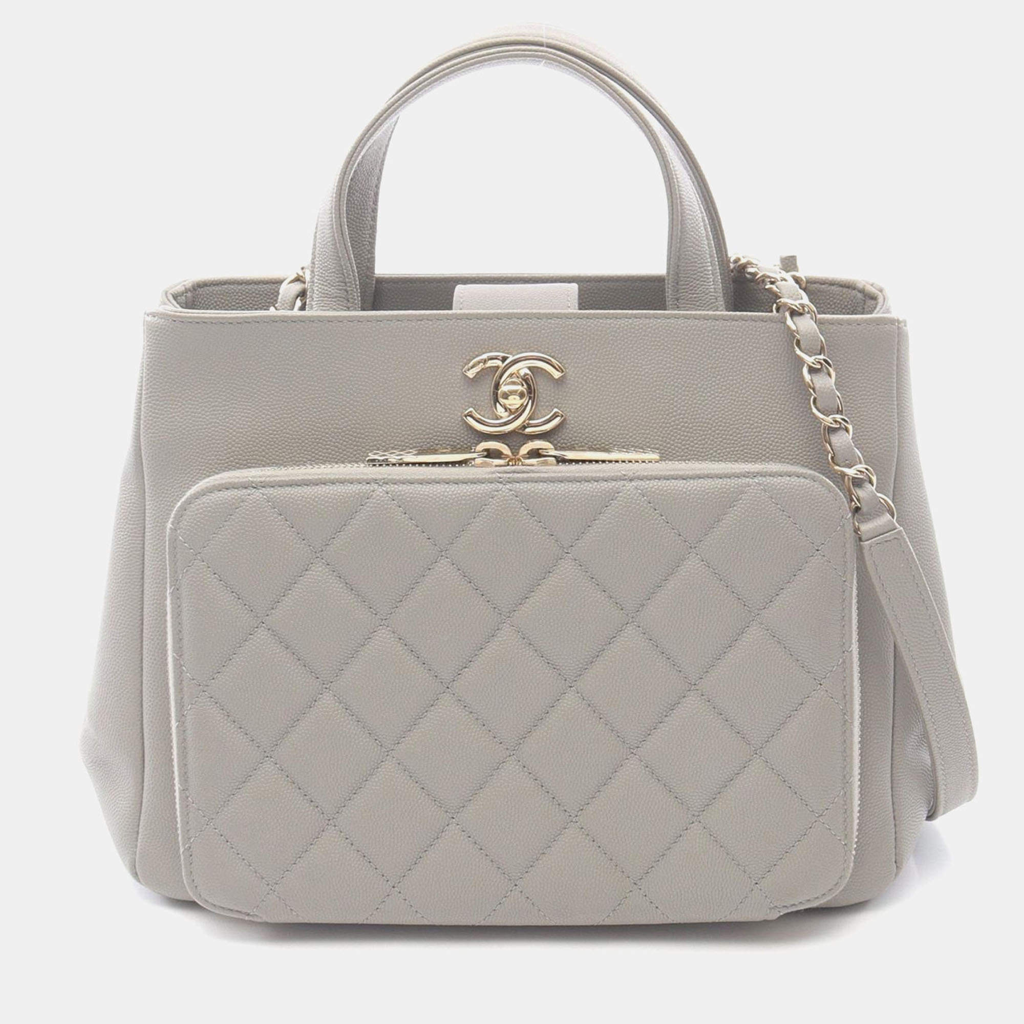 Pre Owned Chanel Business Affinity Matelasse Chain Shoulder Bag Calfskin Gray