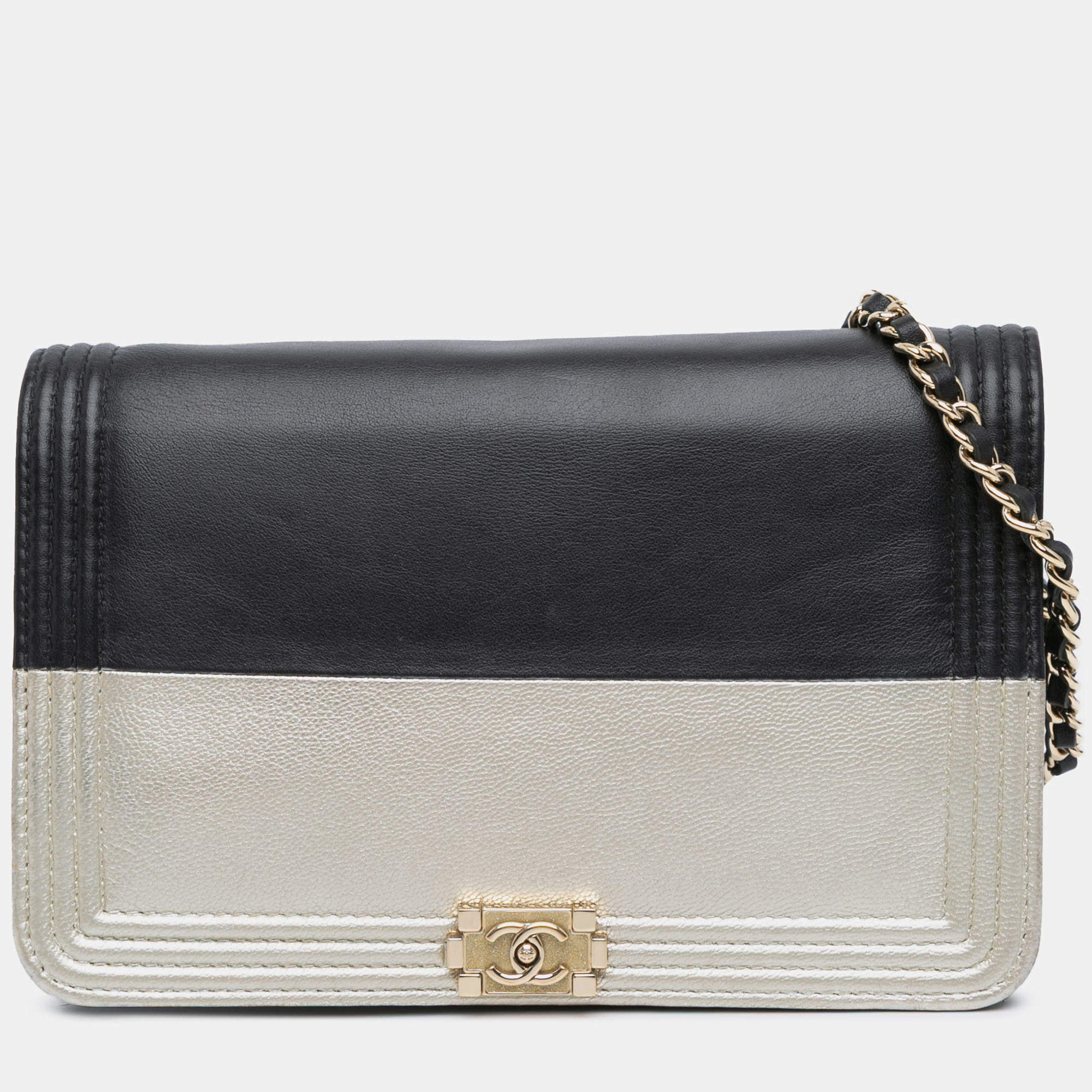 Pre Owned Chanel Black Silver Bicolor Calfskin Boy Wallet On Chain
