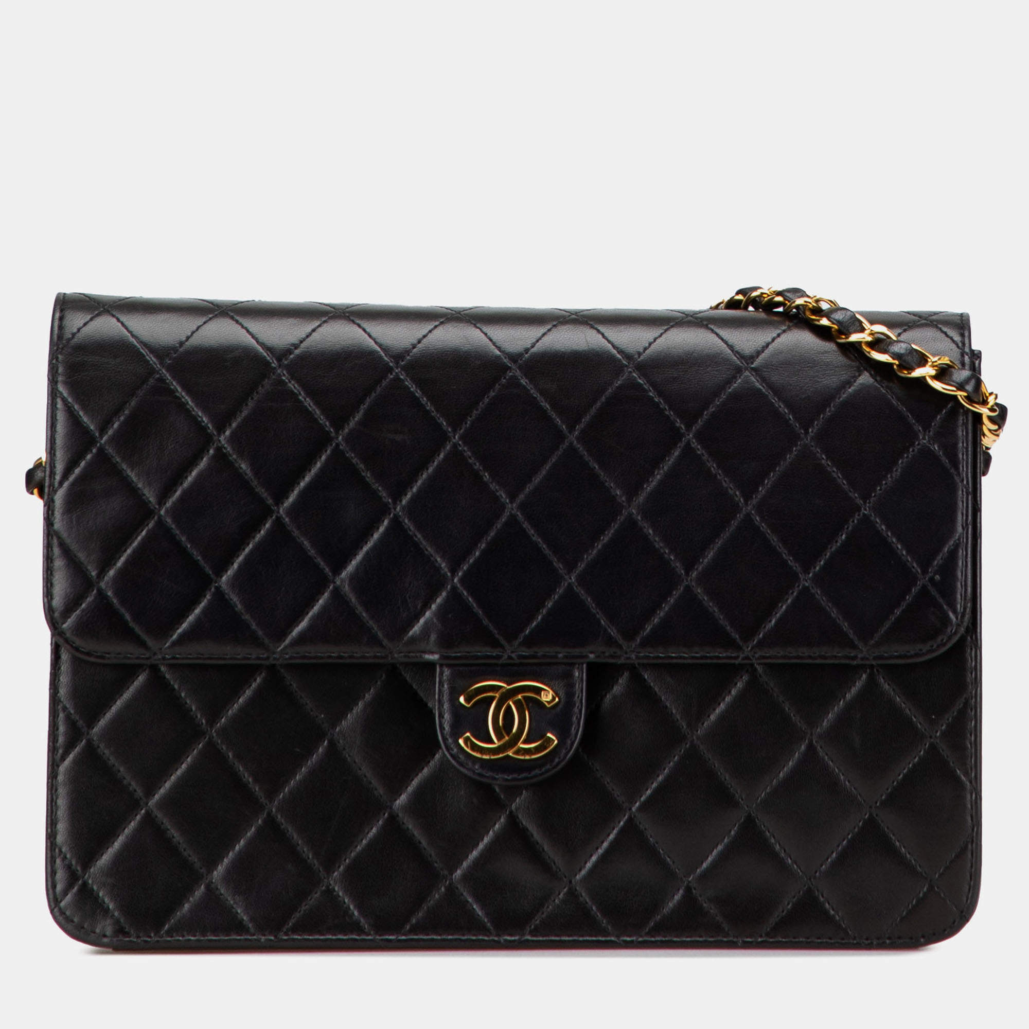Pre Owned Chanel Black Medium CC Quilted Lambskin Single Flap