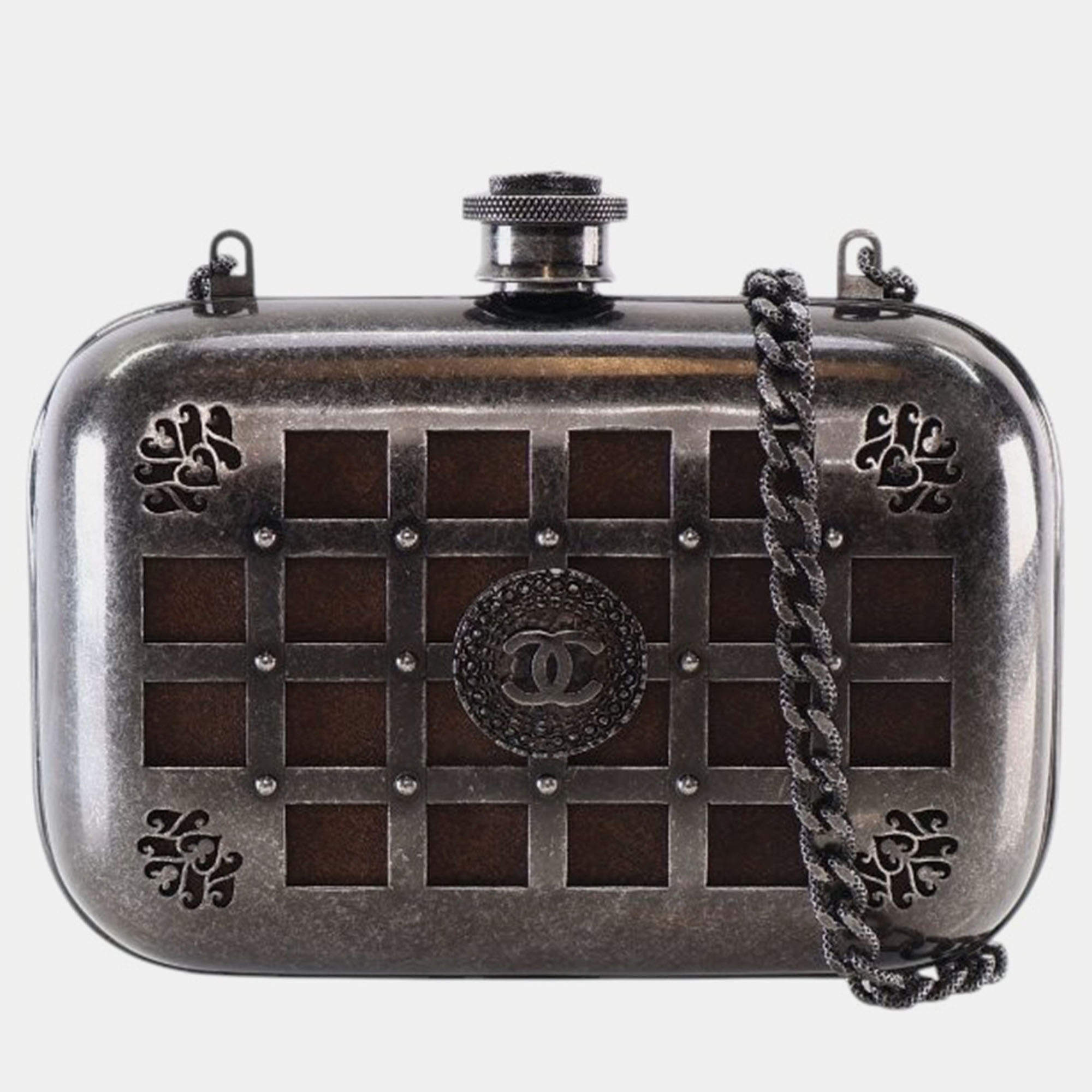 Pre Owned Chanel Grey Paris Edinburgh Mini Gunmetal Grid Cage Clutch on Chain