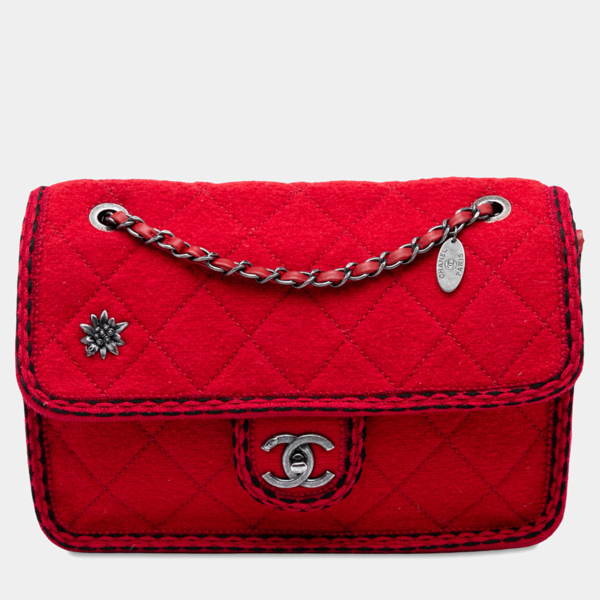 Pre Owned Chanel Red Paris-Salzburg Medium Quilted Wool Edelweiss Flap