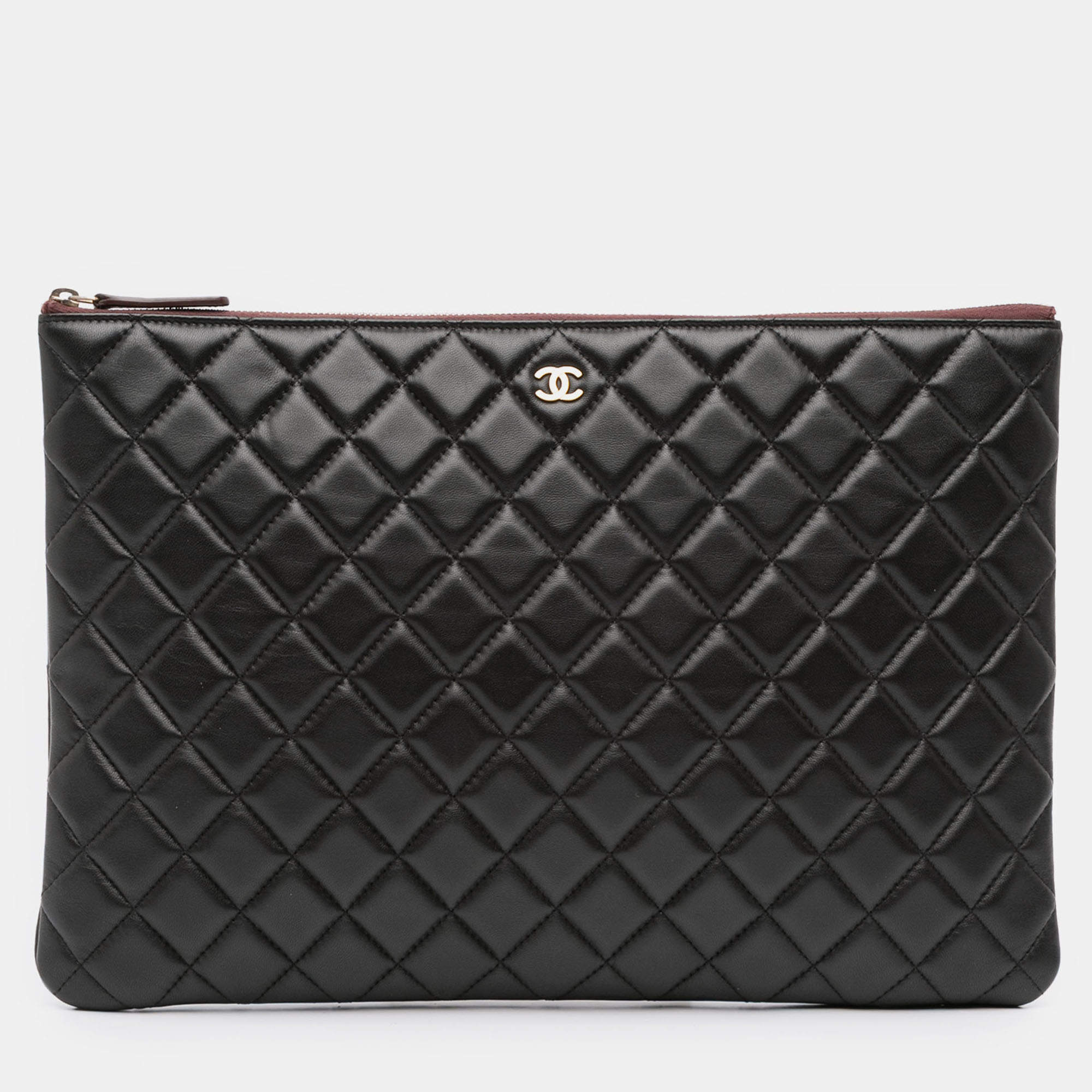 Pre Owned Chanel Black Large Quilted Lambskin O Case Clutch