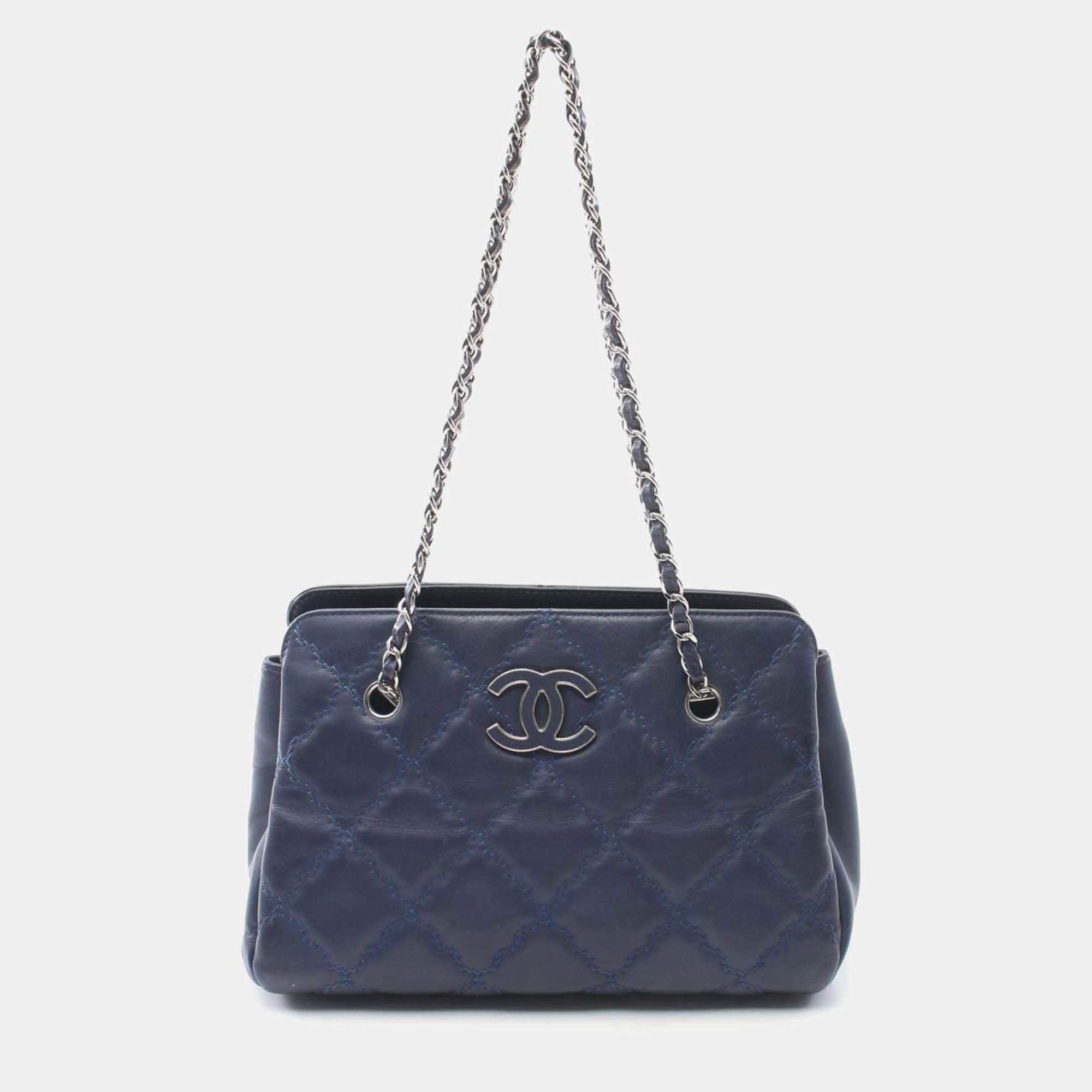 Pre Owned Chanel Ultra Stitch Blue Leather Shoulder Bag