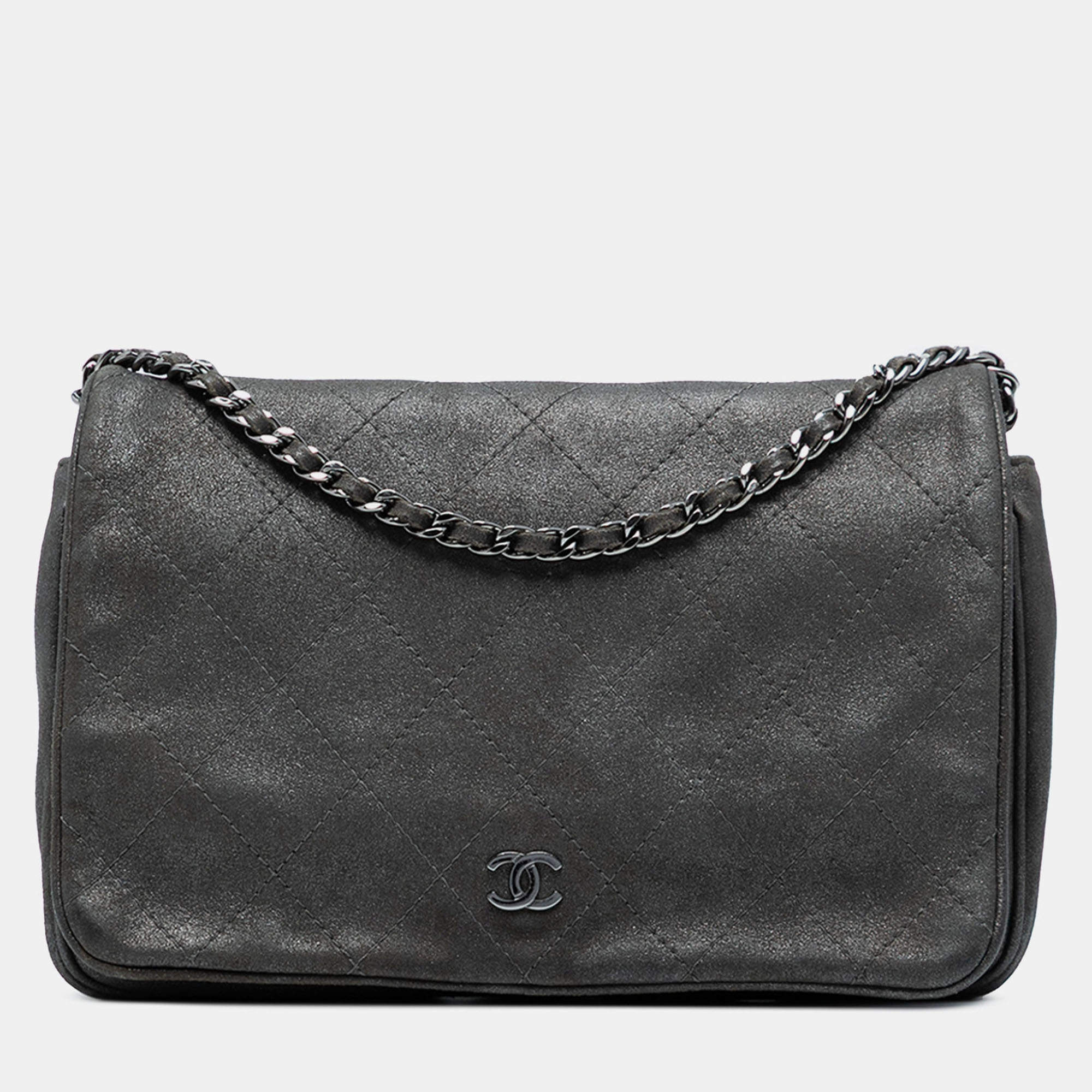 Pre Owned Chanel Grey CC Quilted Iridescent Calfskin Single Flap