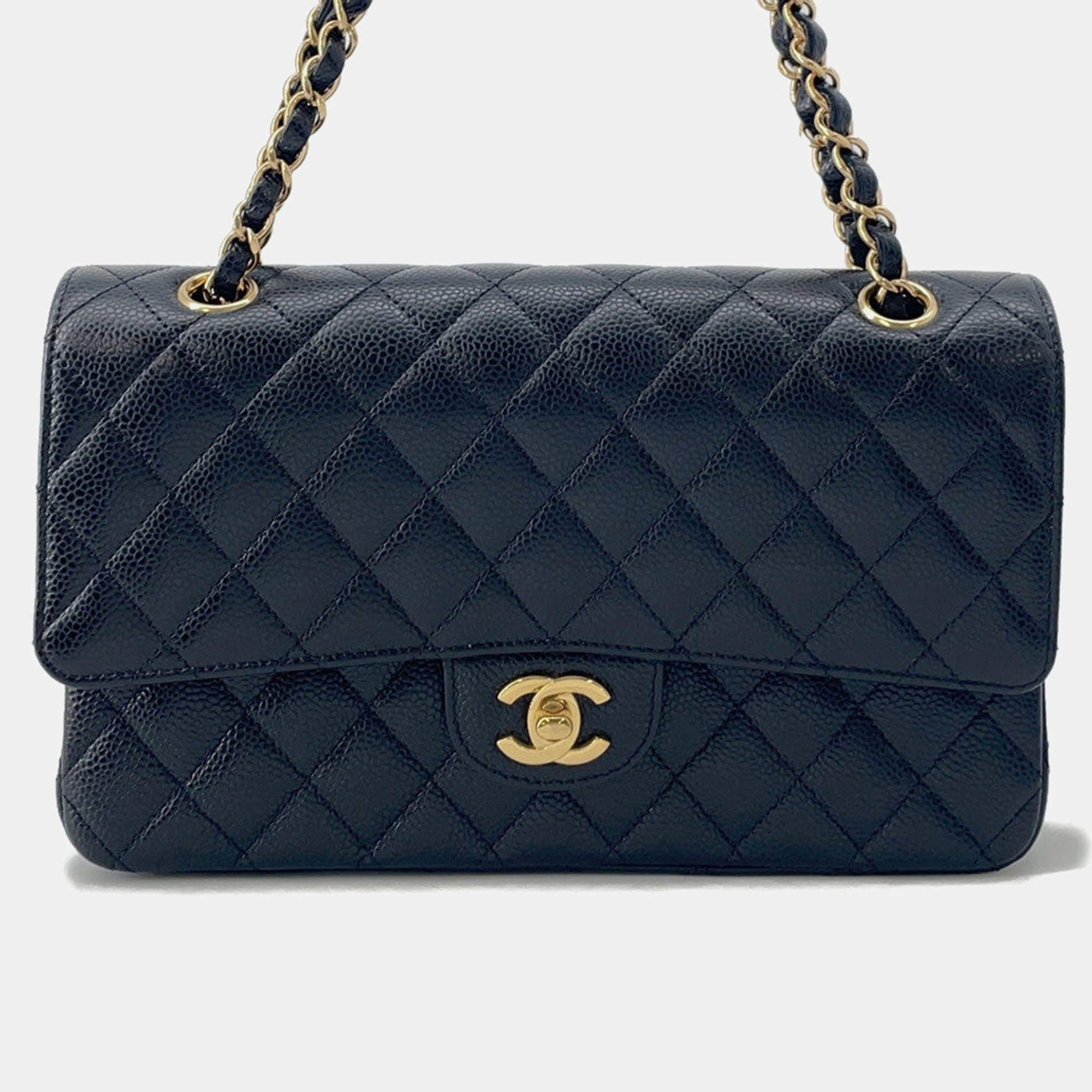 Pre Owned Chanel Matelasse Chain shoulder Black Caviar Leather