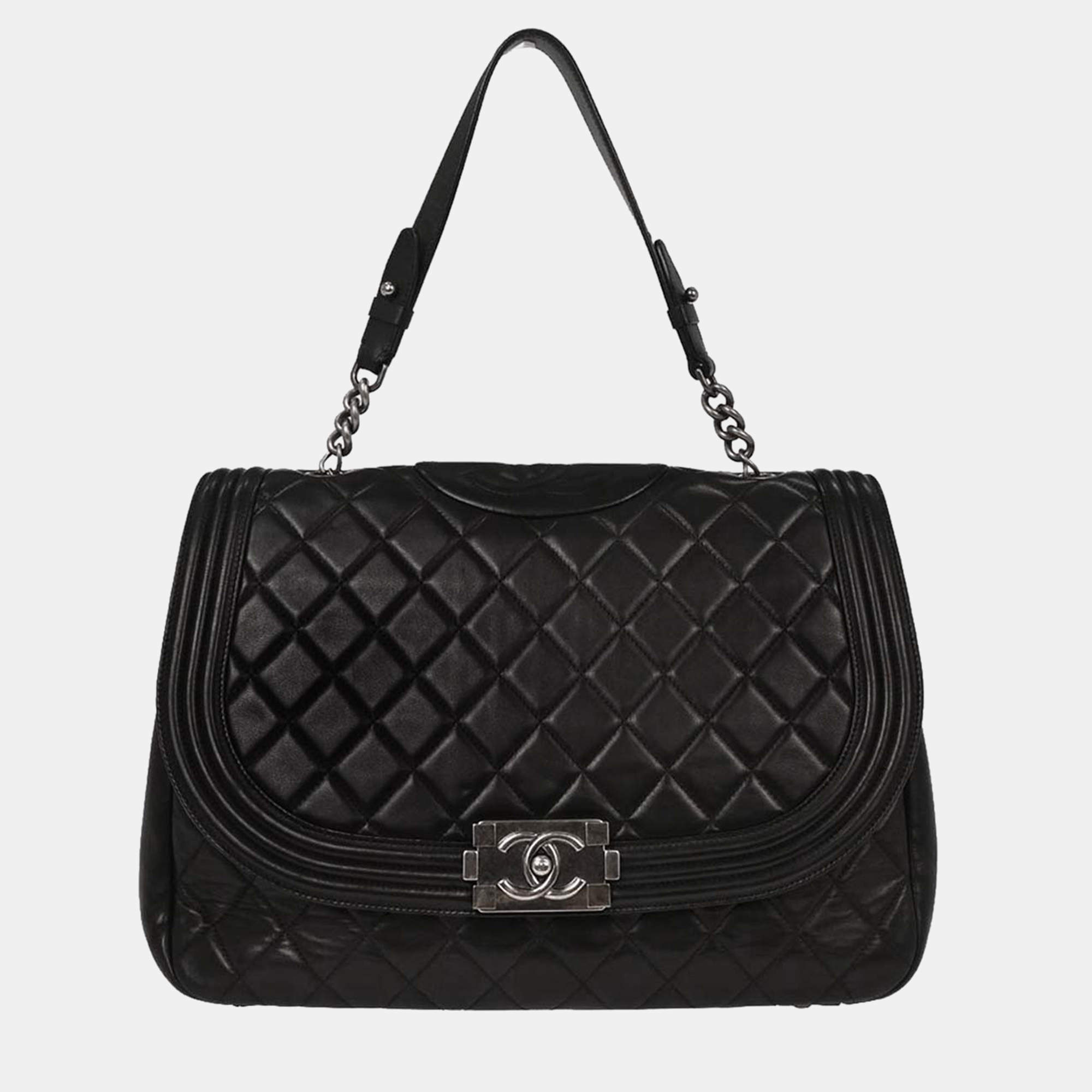 Pre Owned Chanel Black Lambskin Antik Boy Flap Handbag