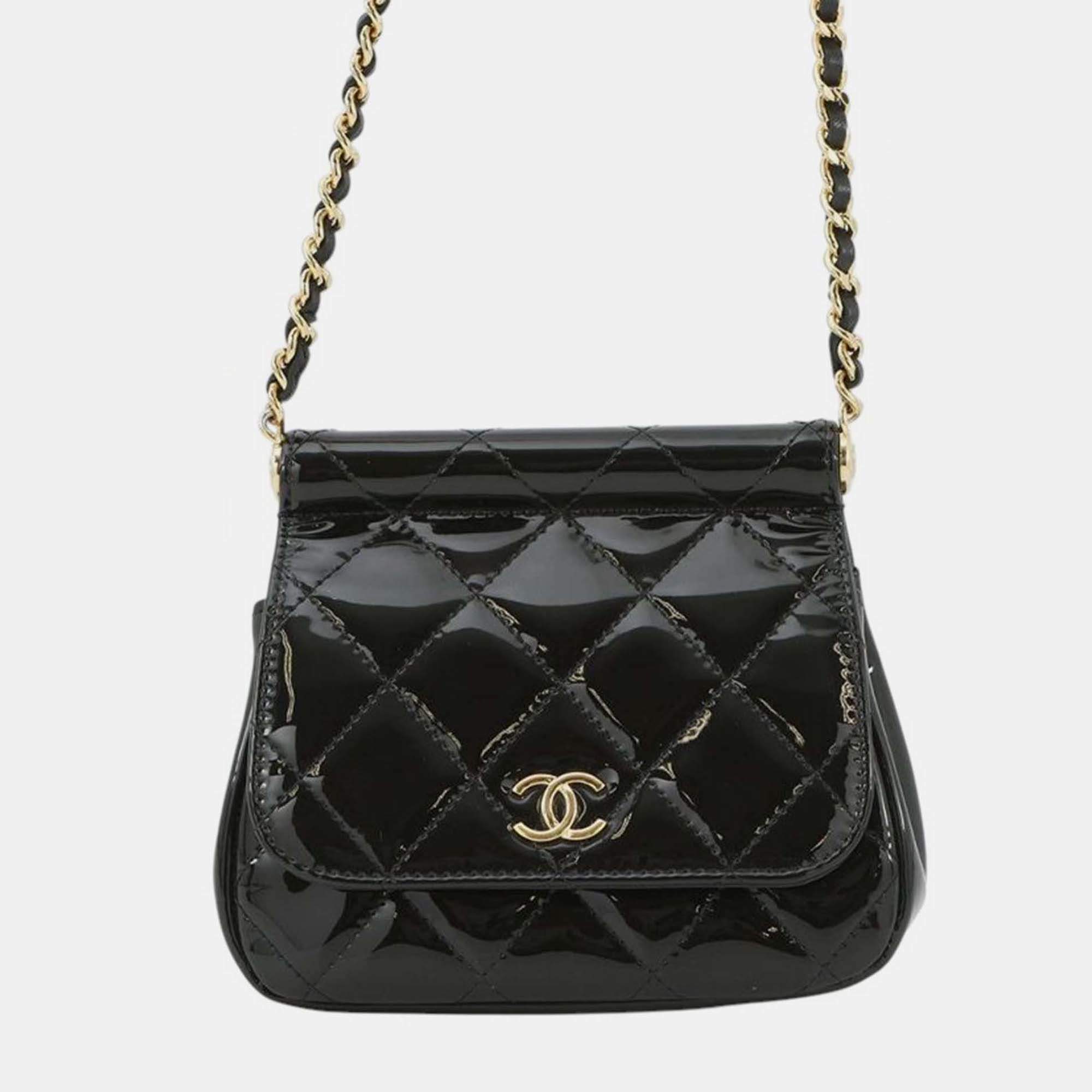 Pre Owned Chanel Black CC Quilted Patent Frame Flap Clutch with Chain