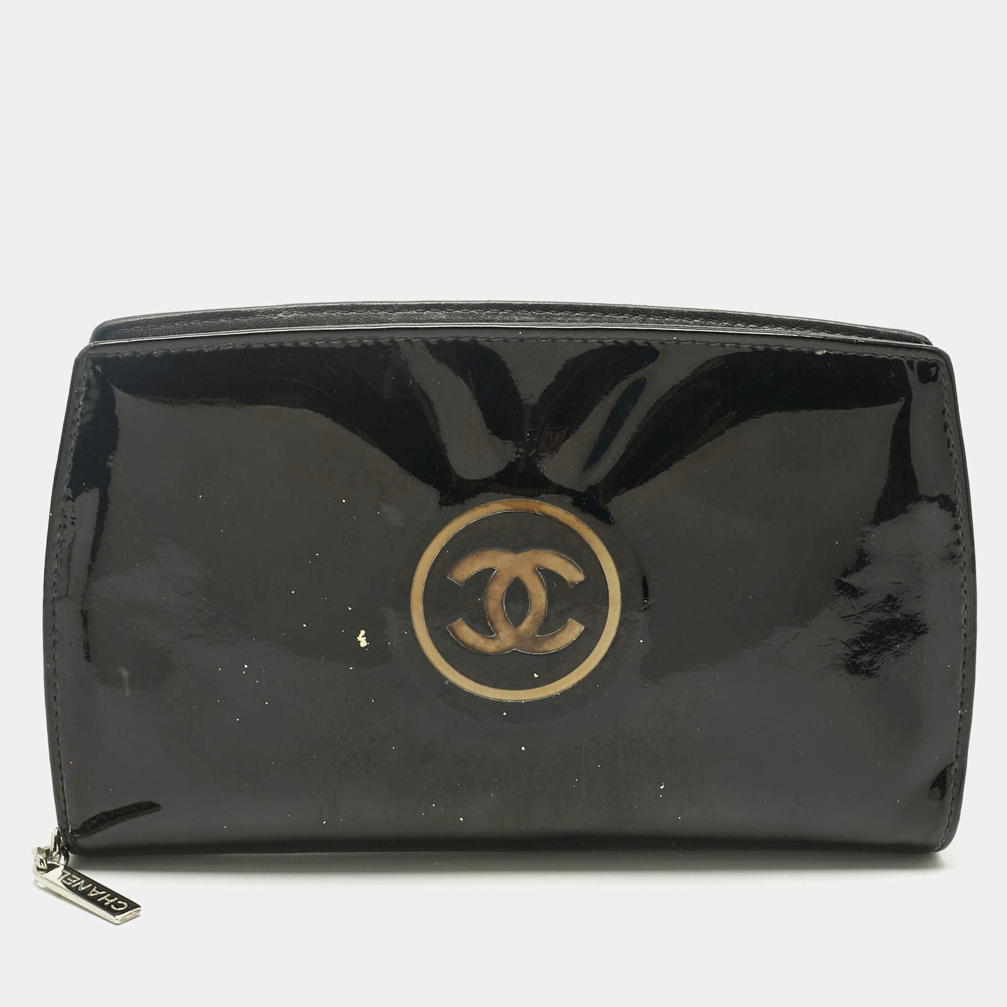 Pre Owned Chanel Black Patent Leather CC Zip Around Wallet