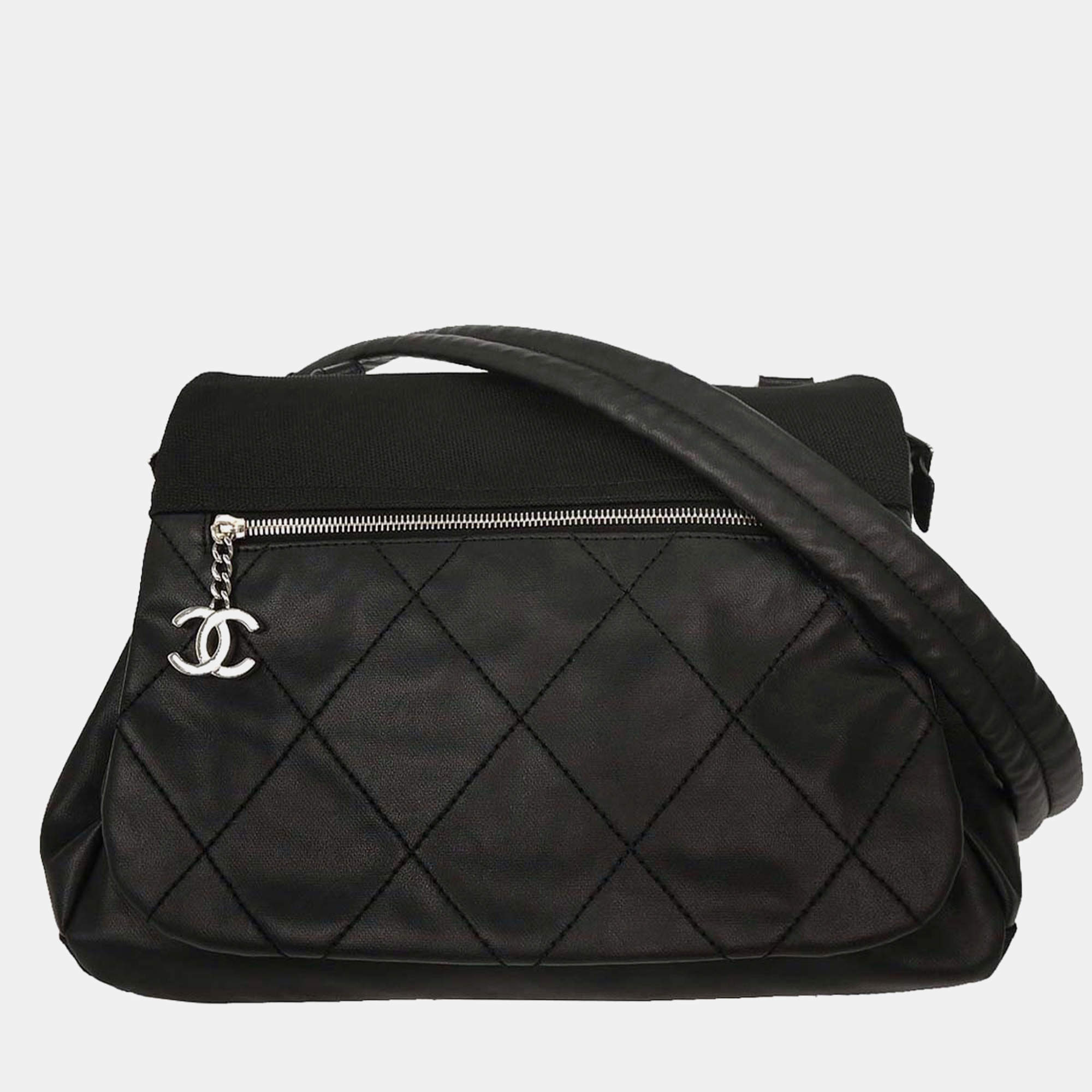 Pre Owned Chanel Black Calfskin Canvas Shoulder Bag