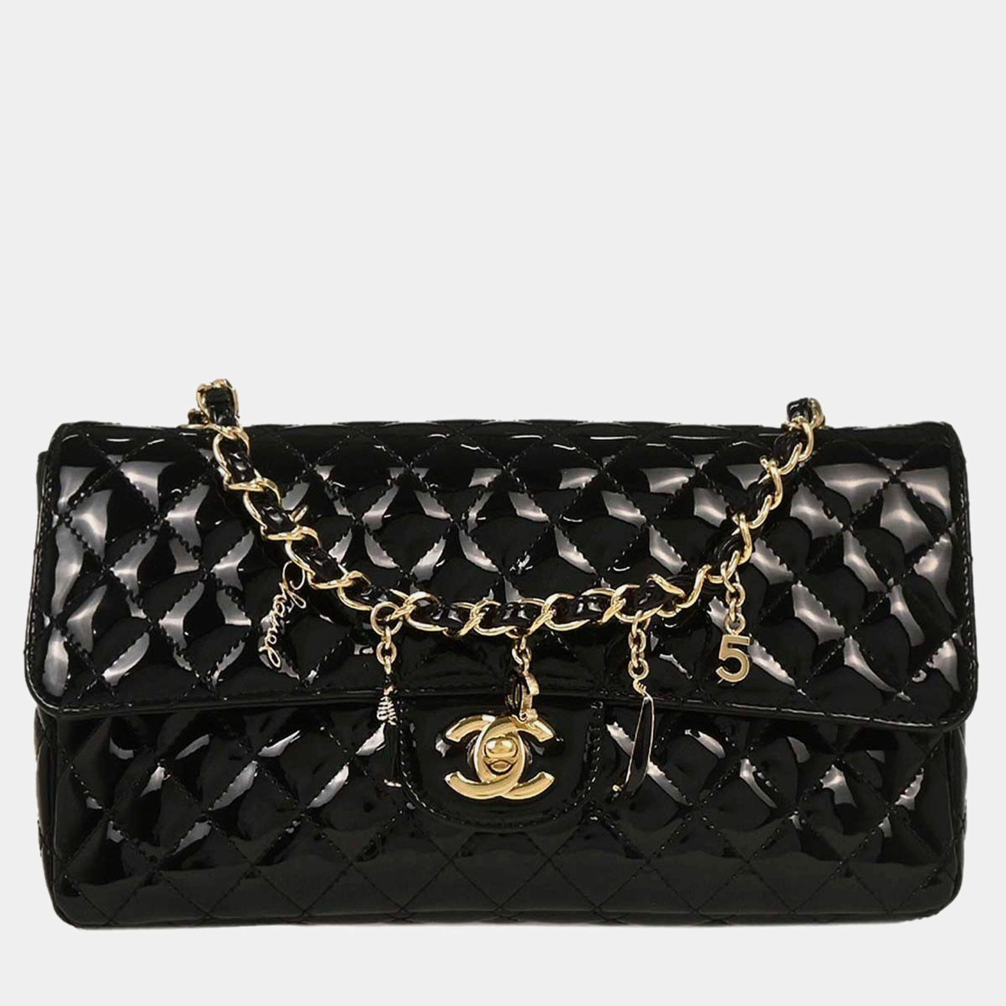 Pre Owned Chanel Black Patent Leather Shoulder Bag