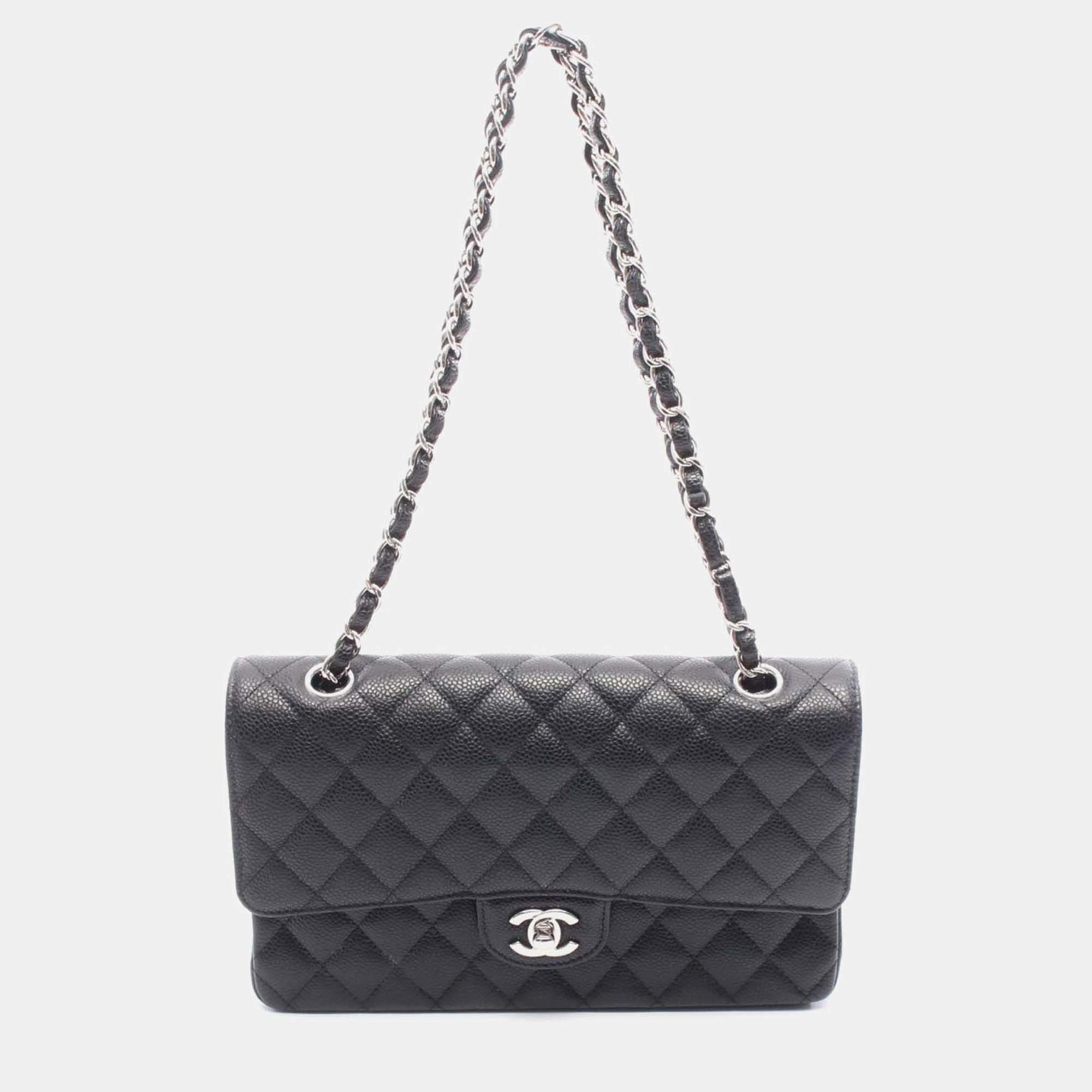 Pre Owned Chanel Classic Double Flap Medium Black Leather Shoulder Bag