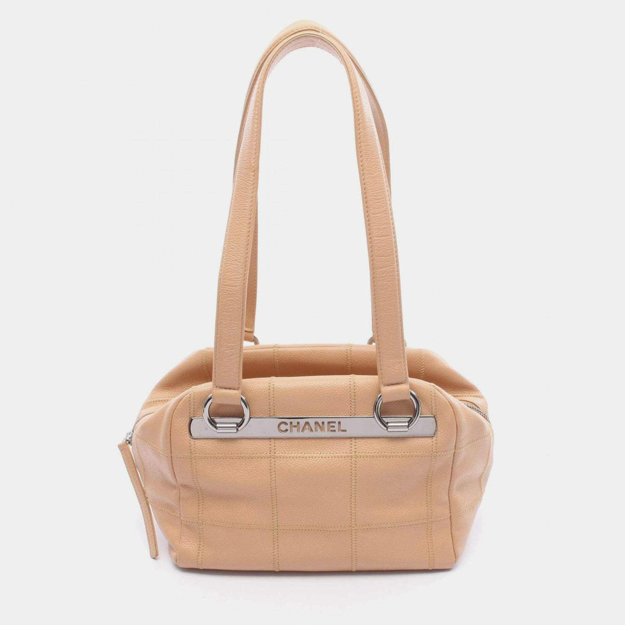 Pre Owned Chanel Chocolate Bar Shoulder Bag Leather Beige