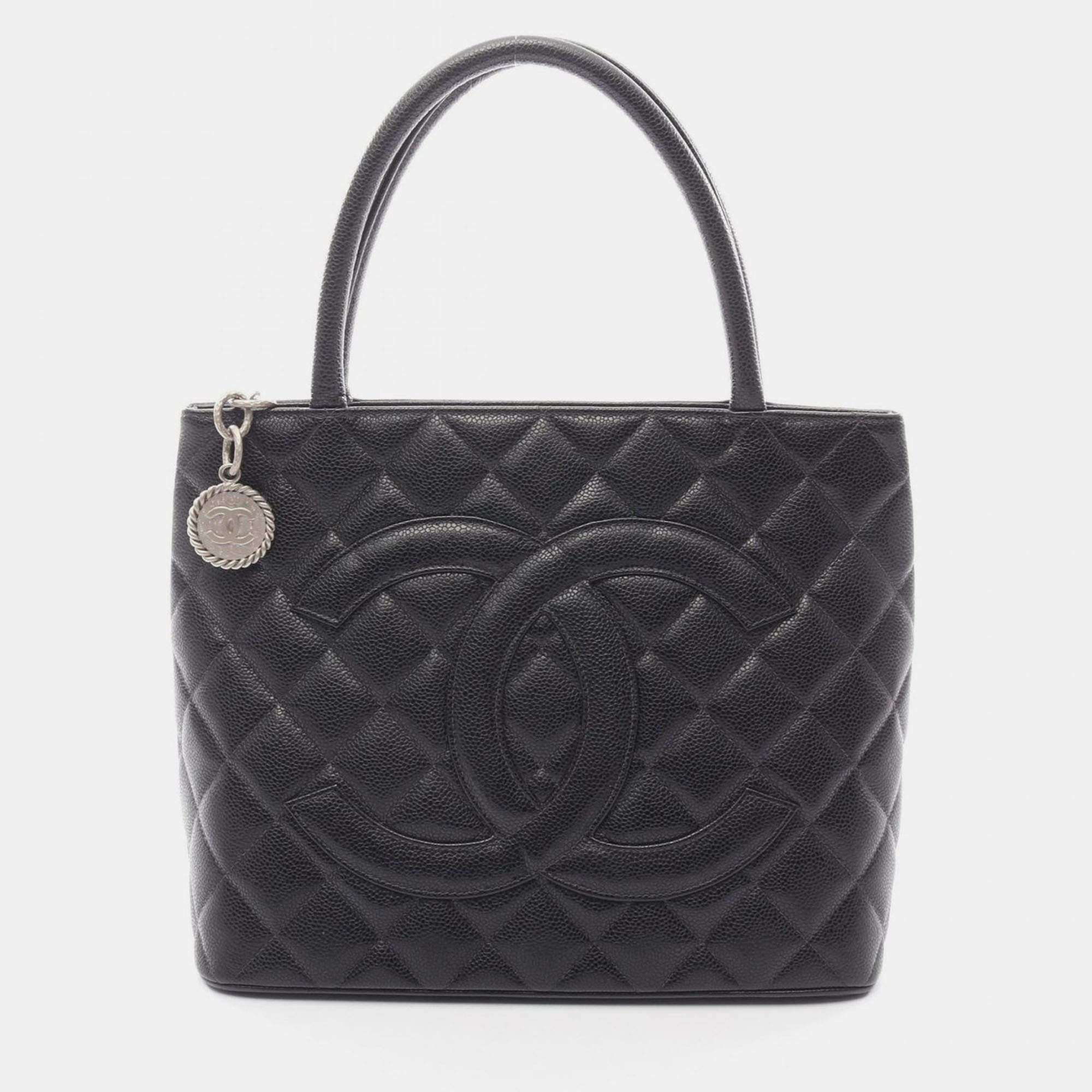 Pre Owned Chanel Medallion Tote Hand Bag Calfskin Leather Black