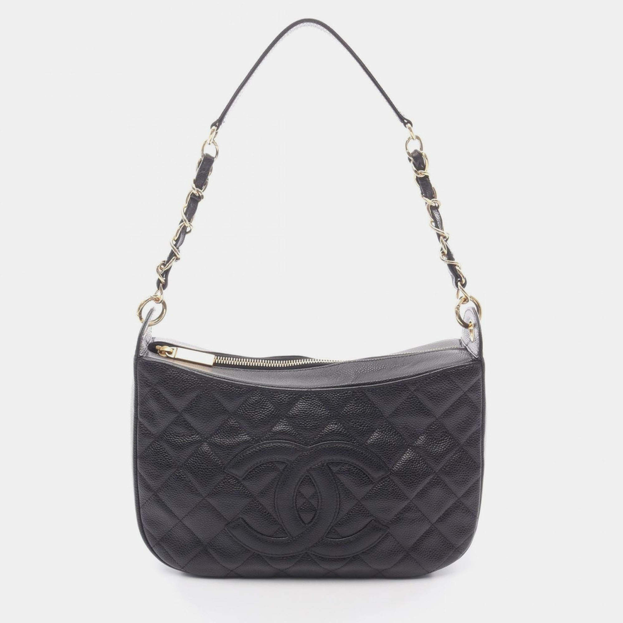 Pre Owned Chanel Matelasse Shoulder Bag Calf Leather Black