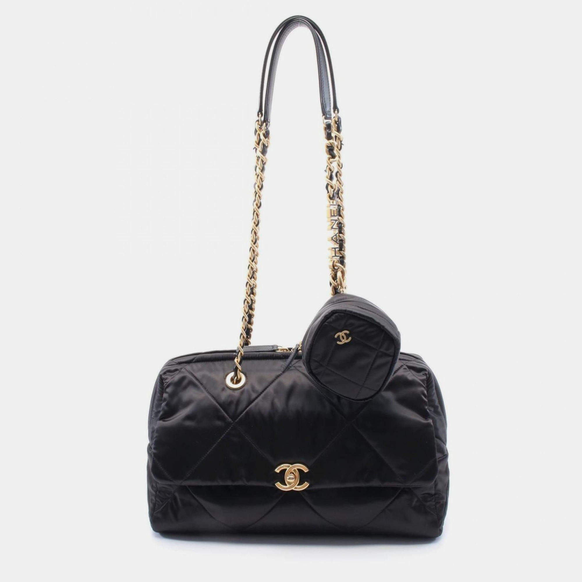 مملوكة مسبقًا Chanel Matelasse Large Bowling Bag Shoulder Nylon Leather Black
