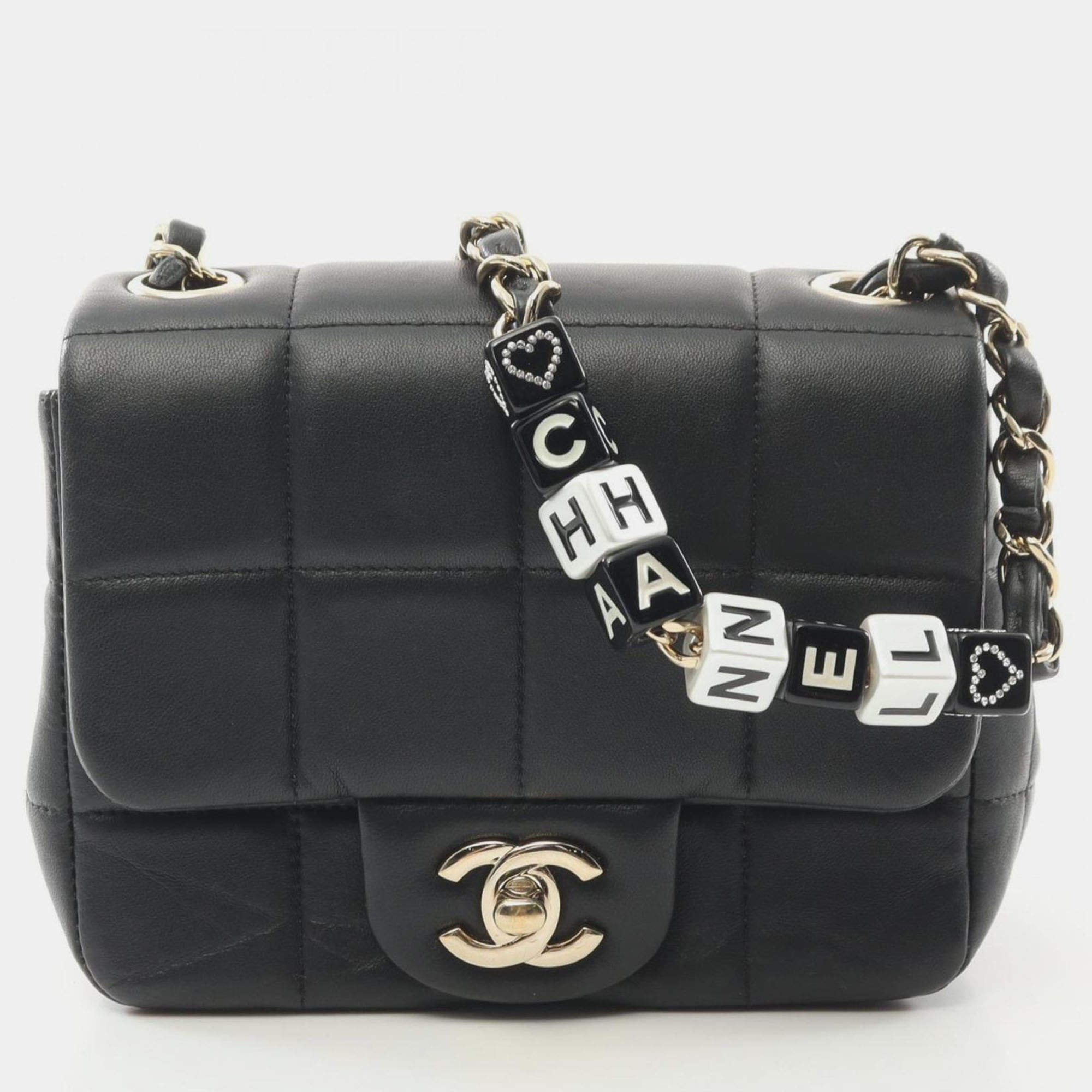 Pre Owned Chanel Chocolate Bar Mini Flap Shoulder Bag Lambskin (Sheepskin) Black